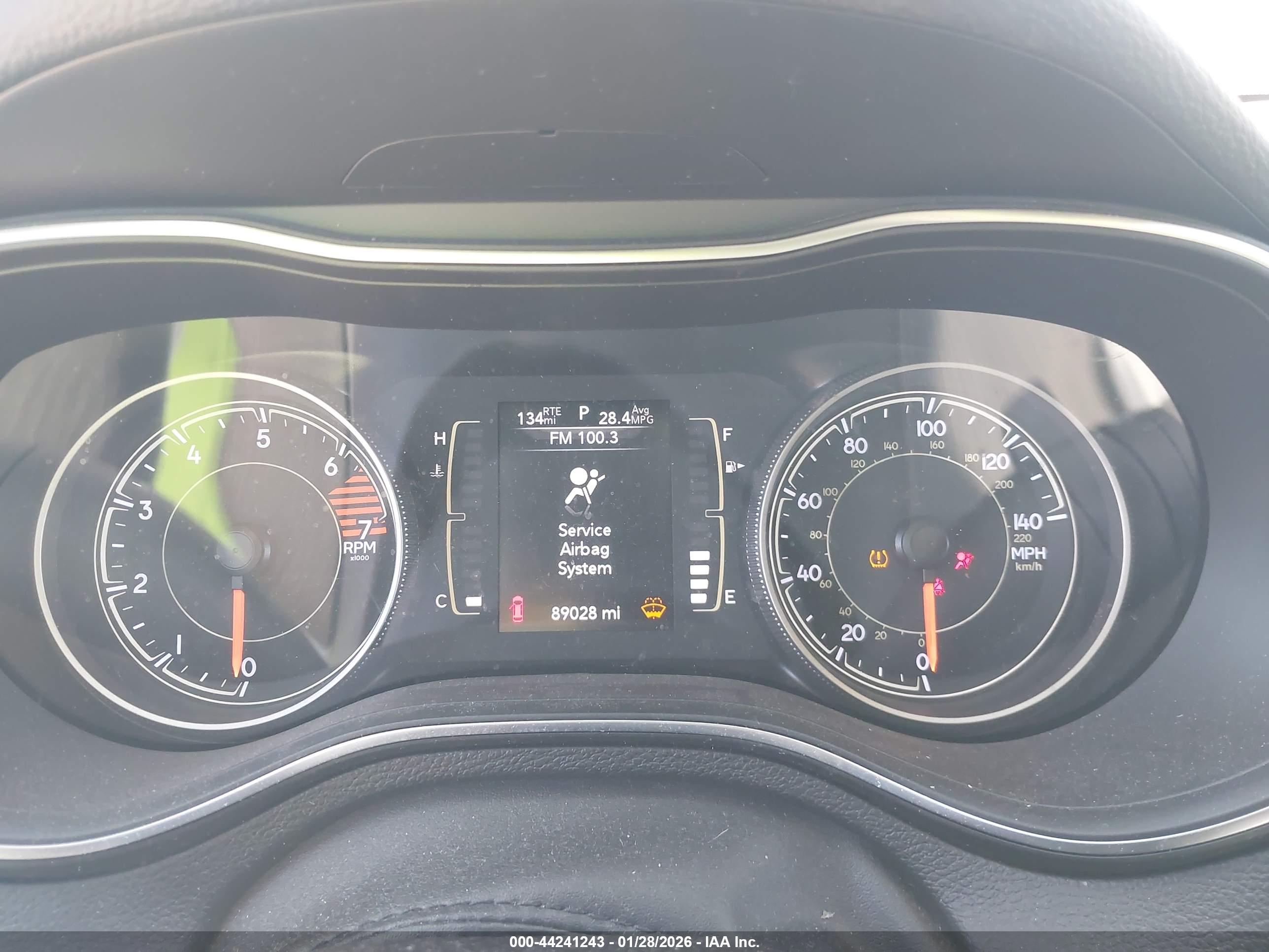 JEEP CHEROKEE image 7