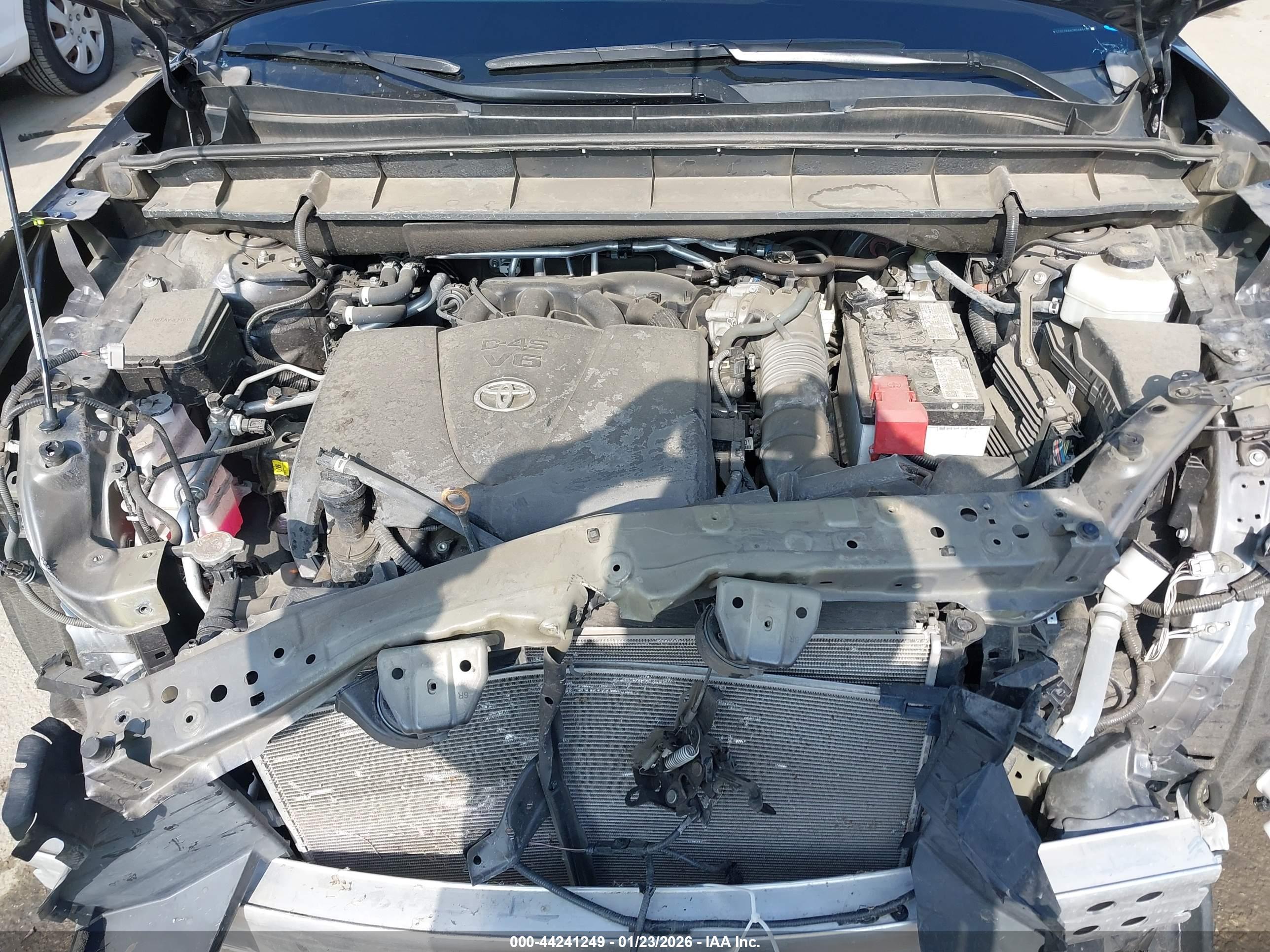 TOYOTA HIGHLANDER image 10
