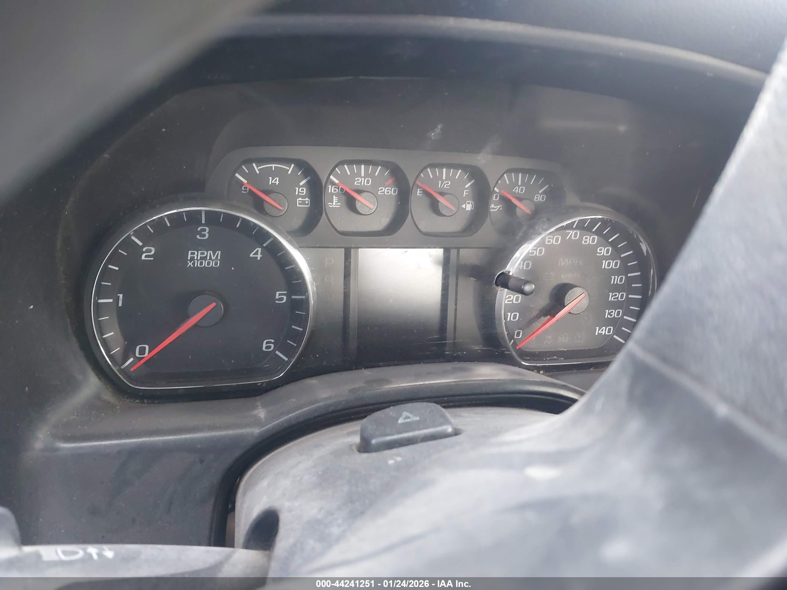 CHEVROLET SILVERADO image 7