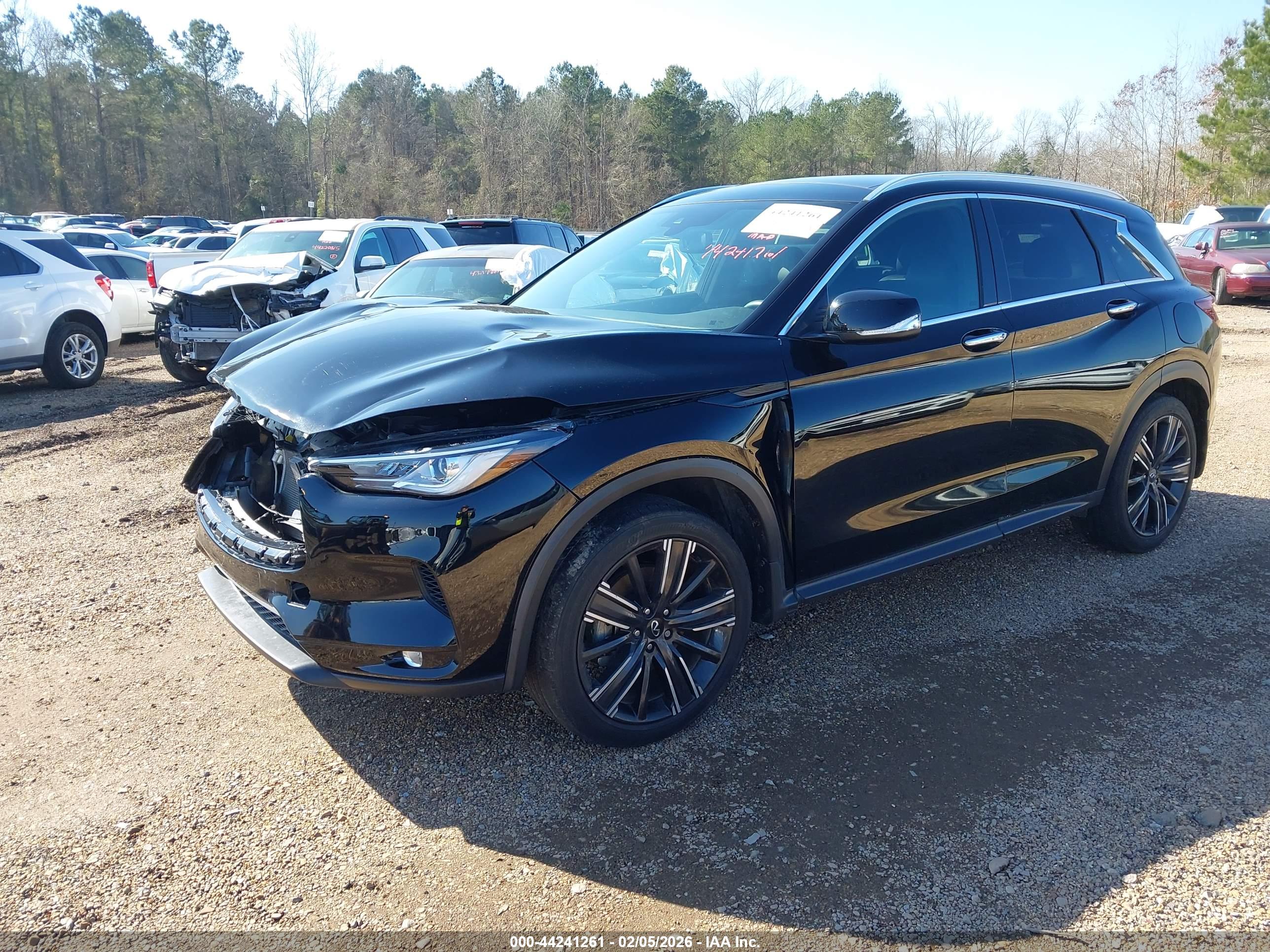 INFINITI QX50 image 2