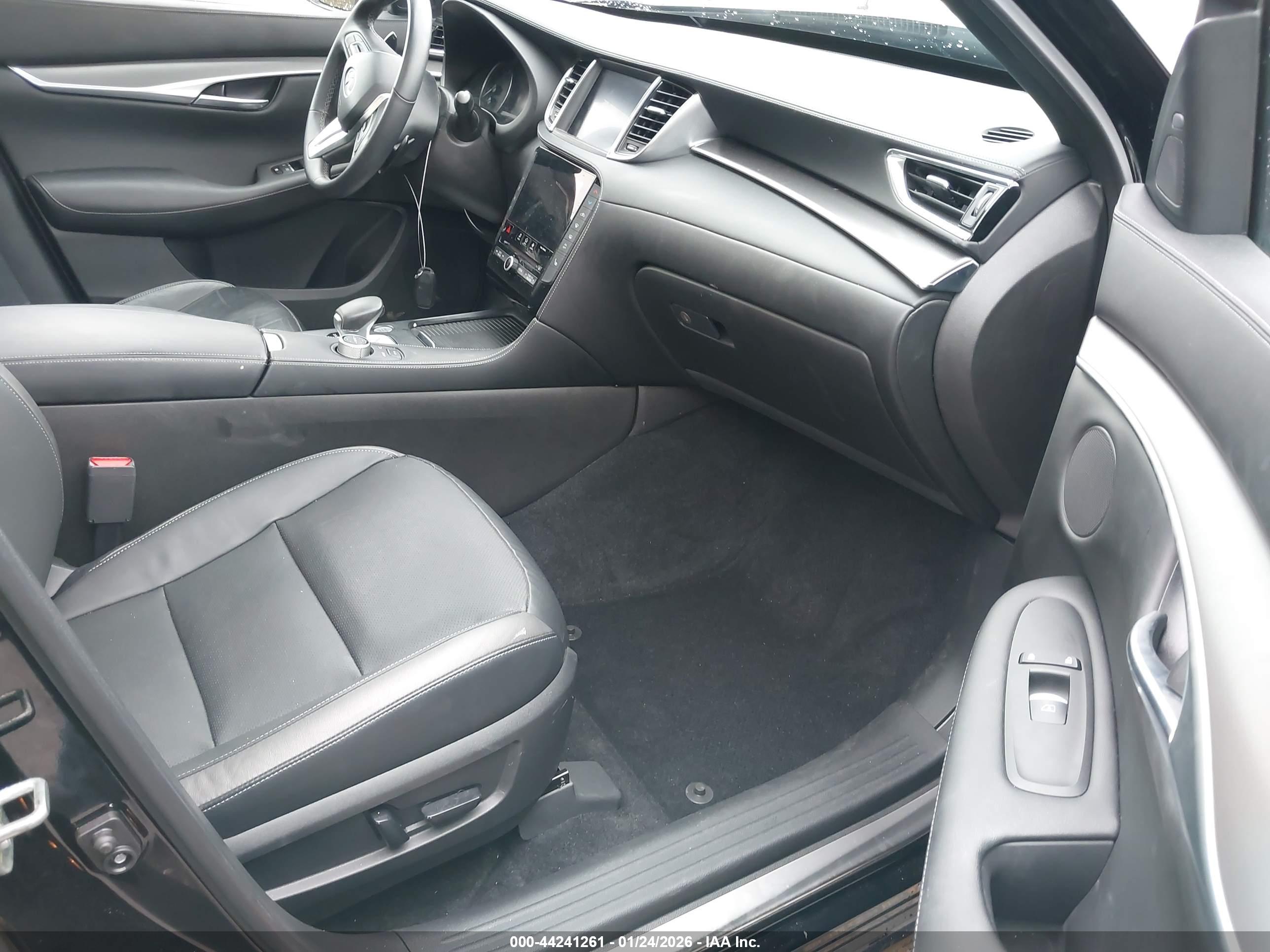 INFINITI QX50 image 5