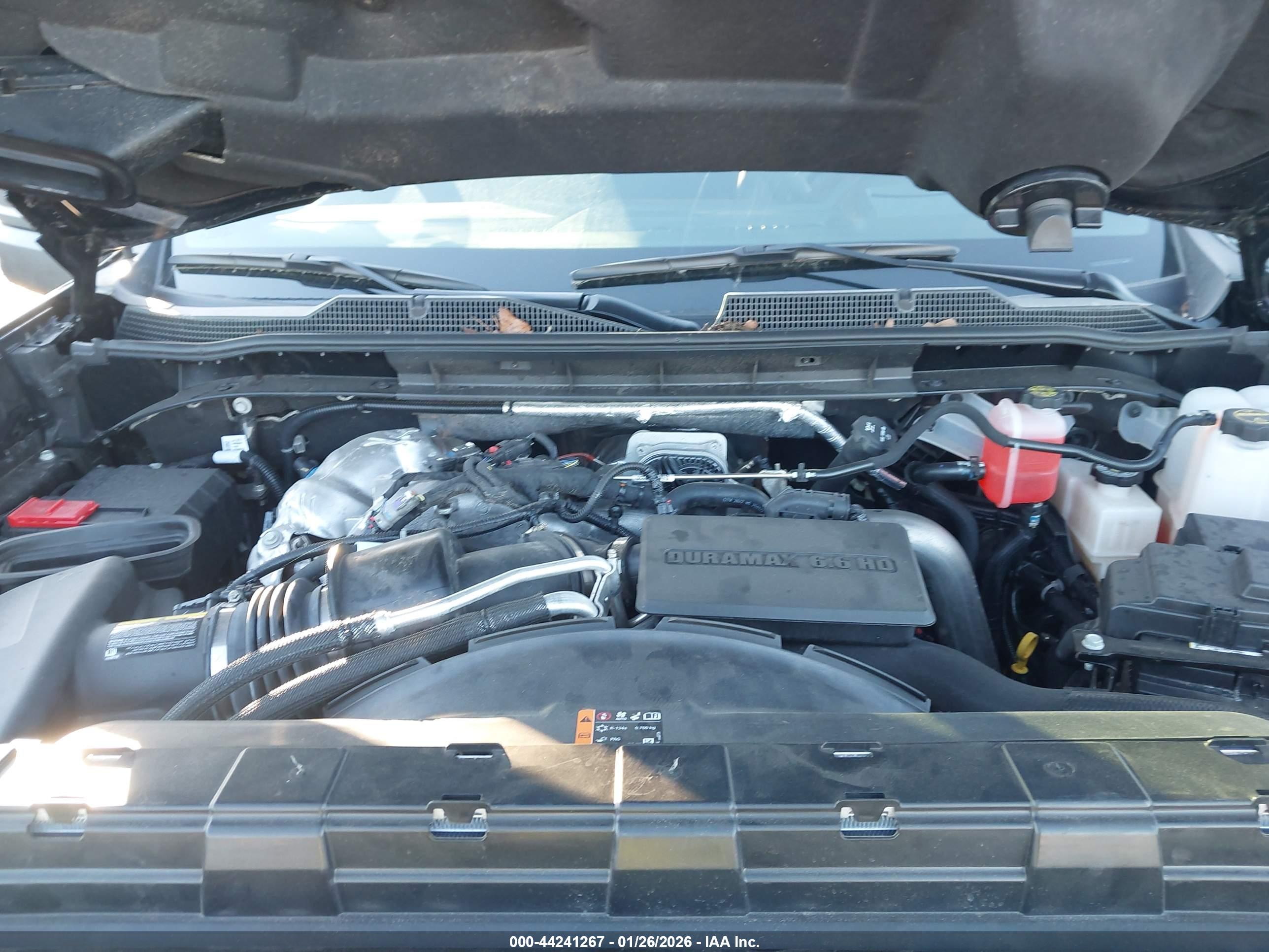 CHEVROLET SILVERADO image 10