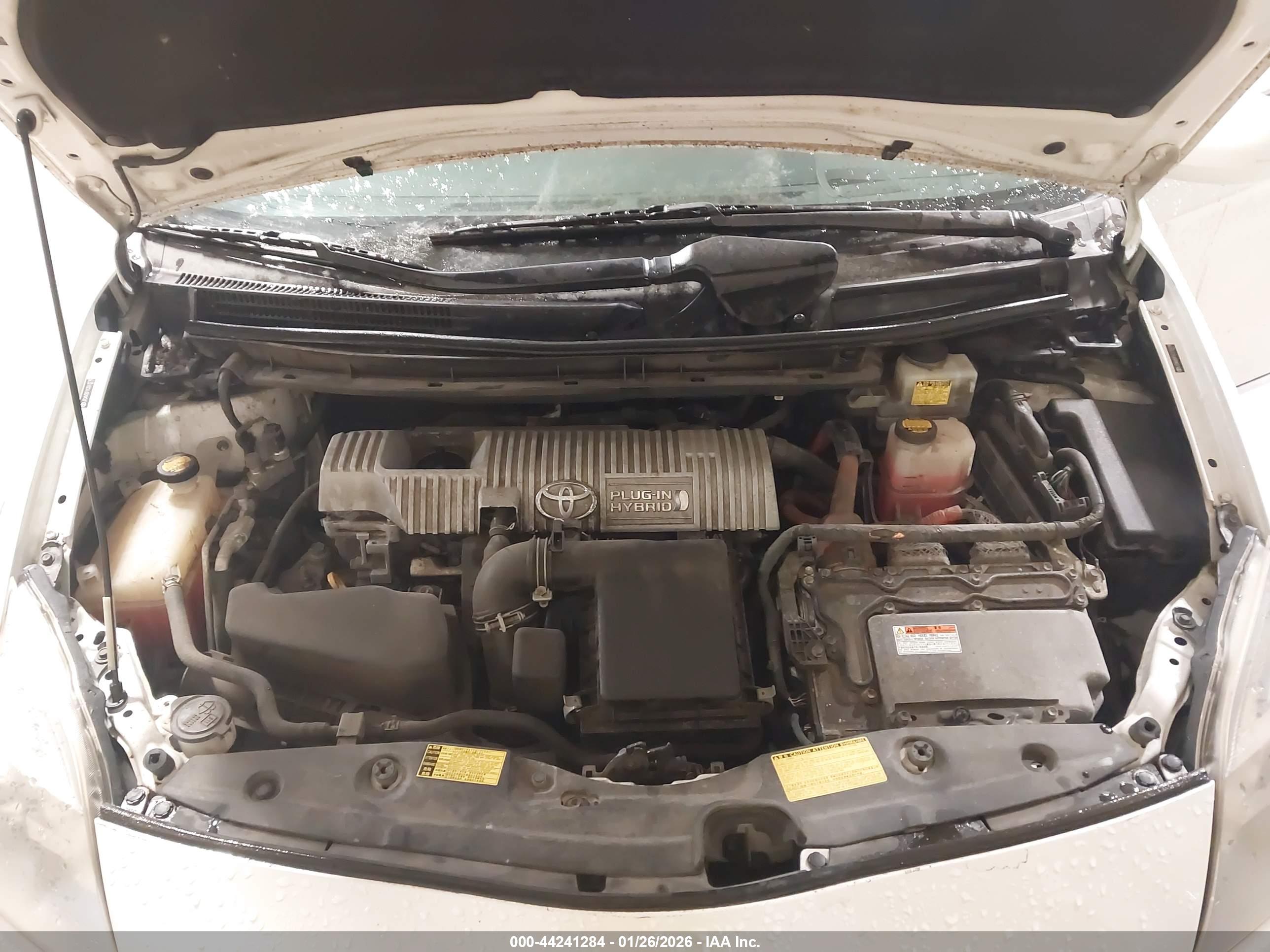 TOYOTA PRIUS image 10