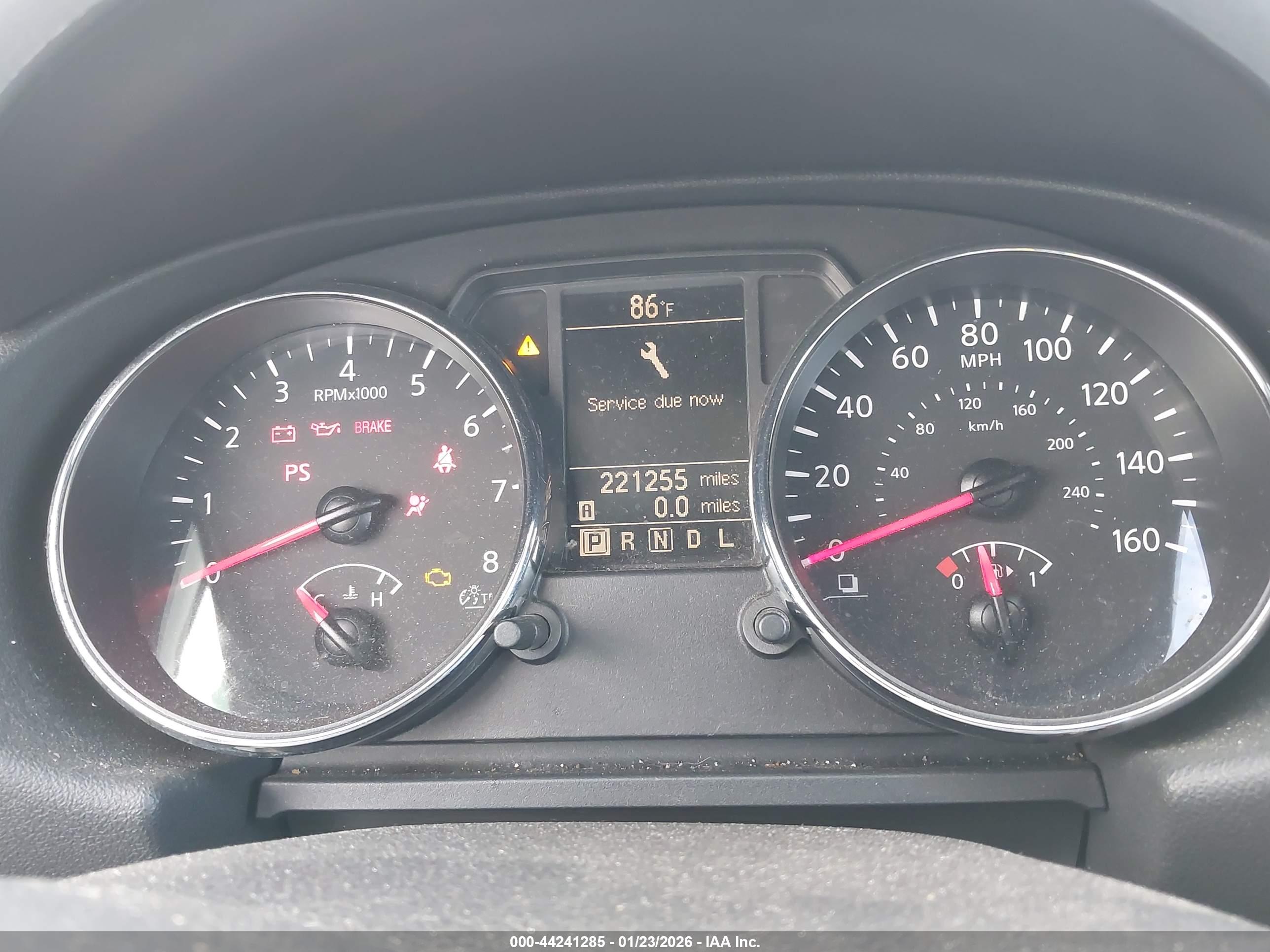 NISSAN ROGUE image 7