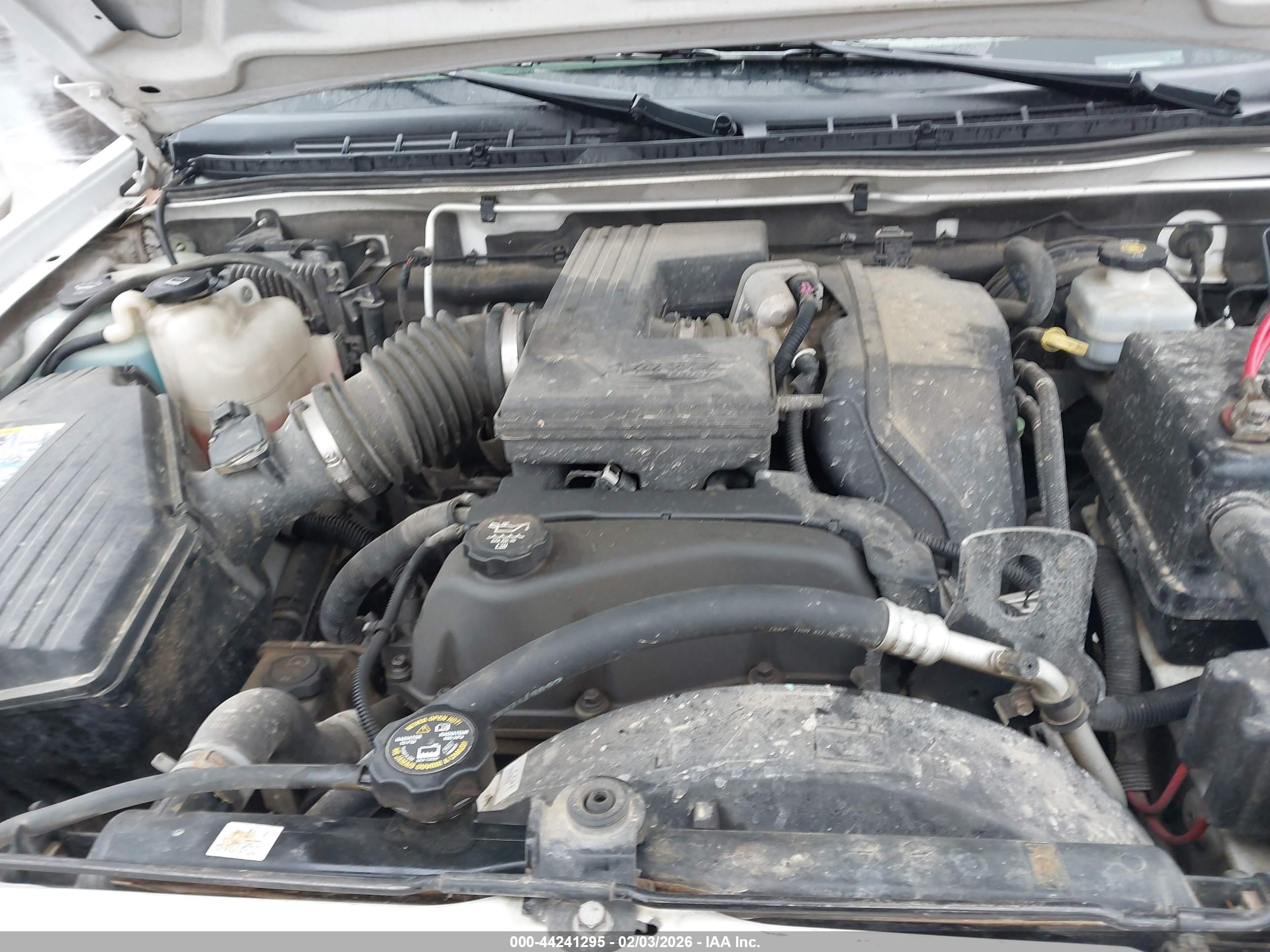 CHEVROLET COLORADO image 10