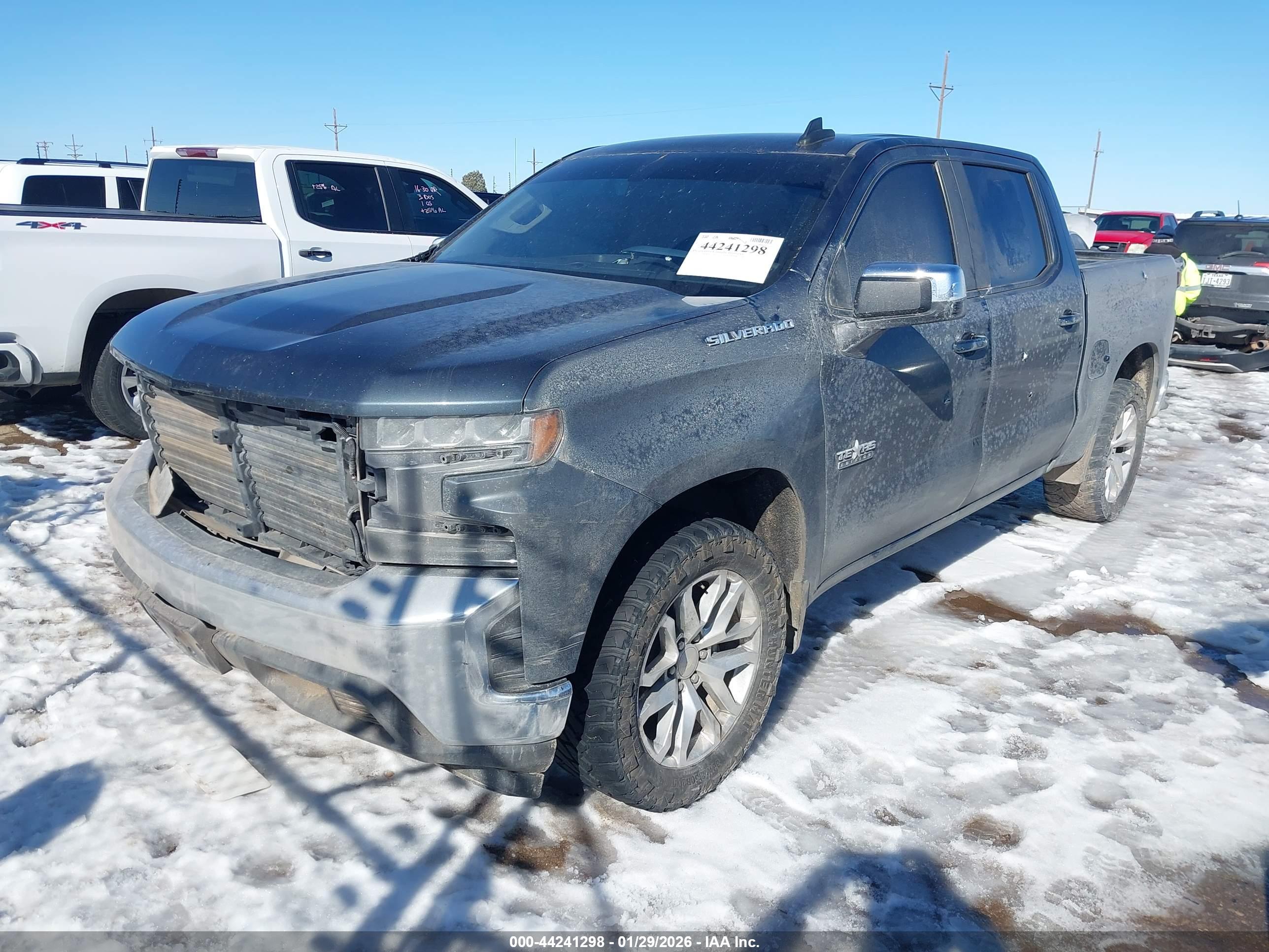 CHEVROLET SILVERADO image 2