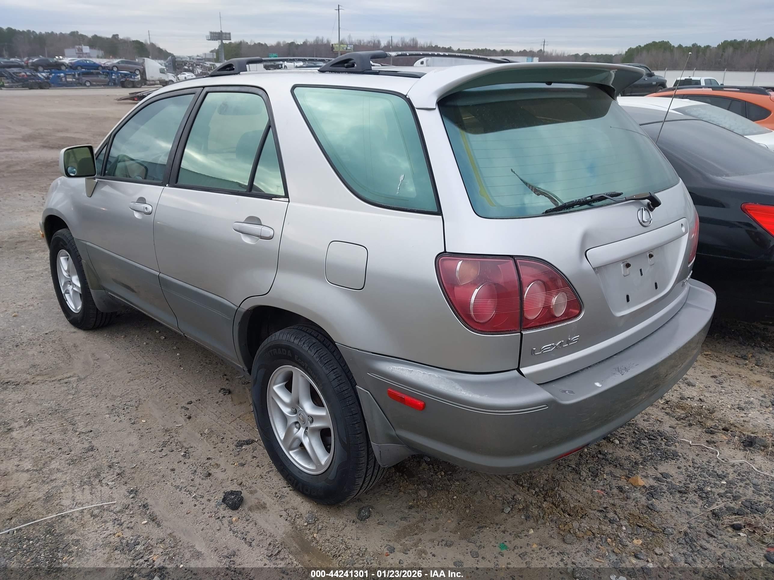 LEXUS RX image 3