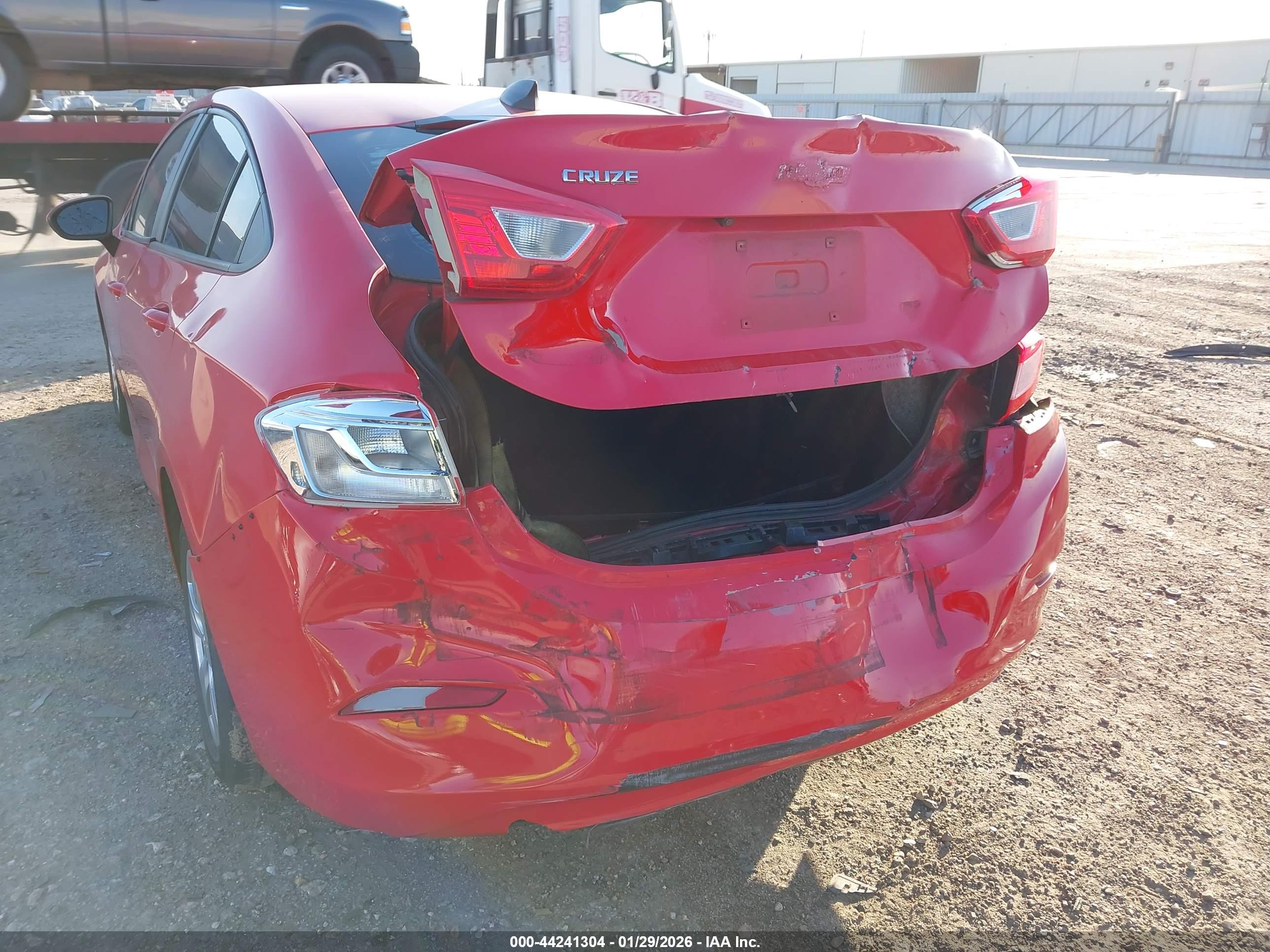 CHEVROLET CRUZE image 6