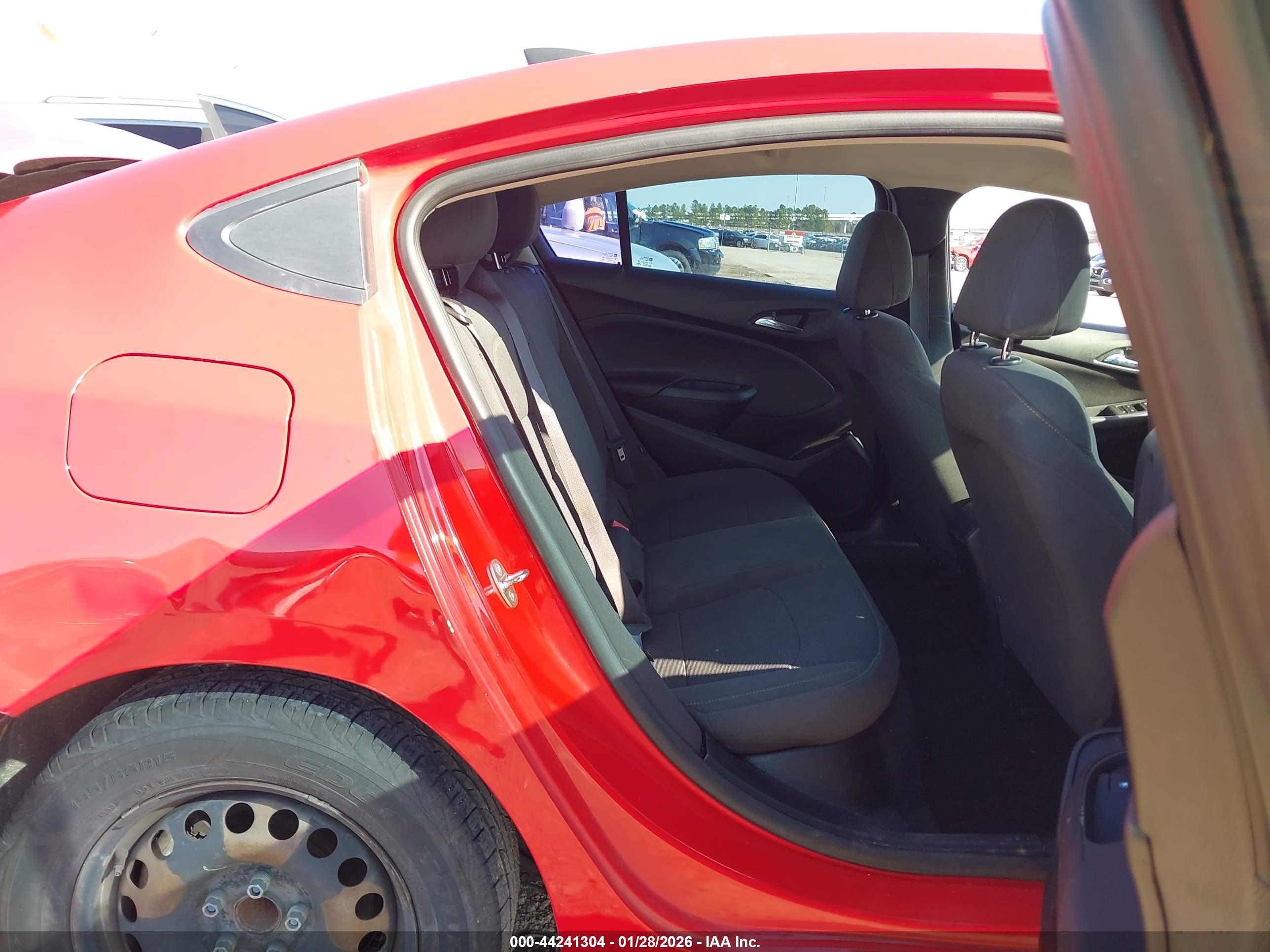 CHEVROLET CRUZE image 8