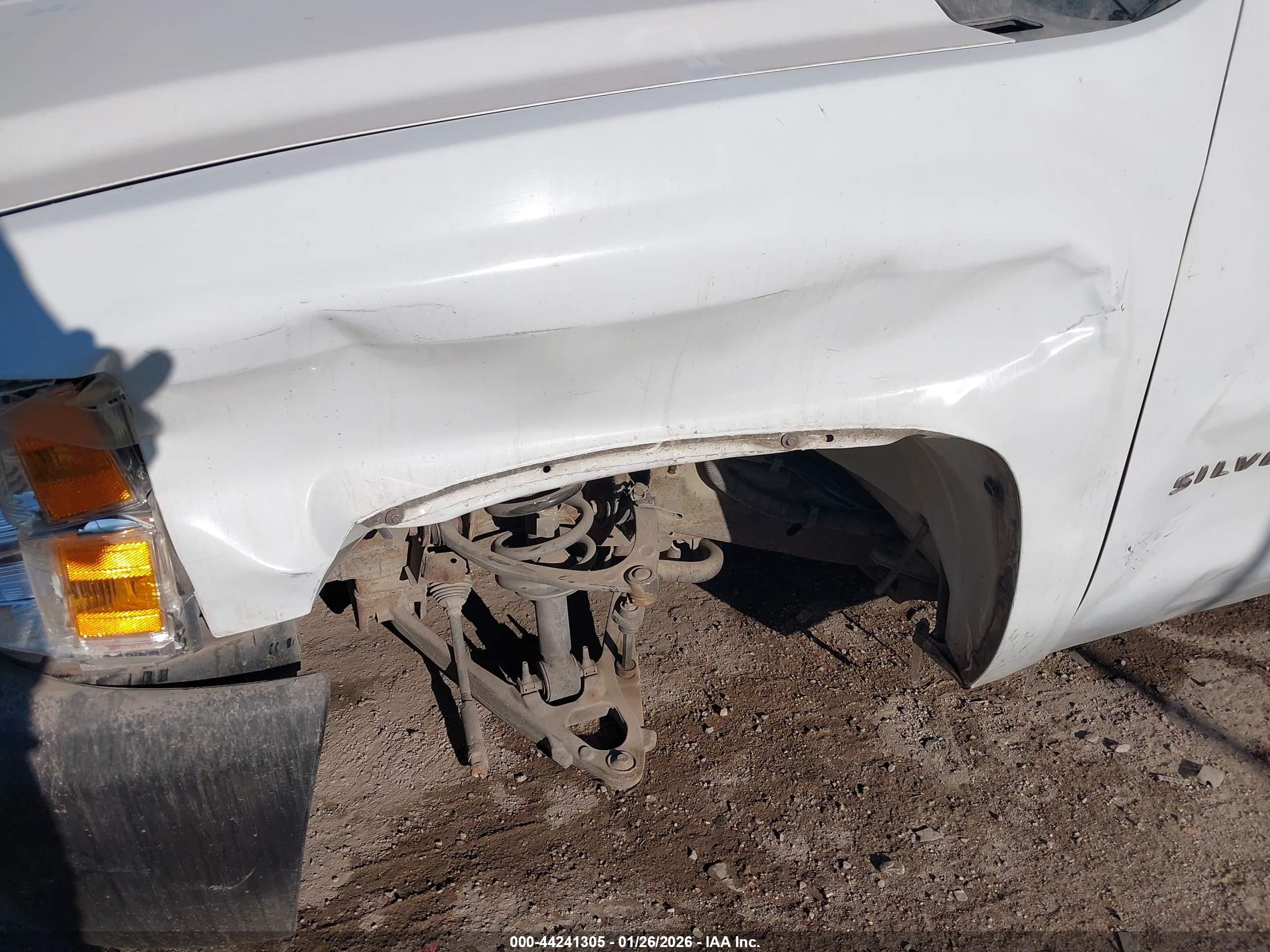 CHEVROLET SILVERADO image 6
