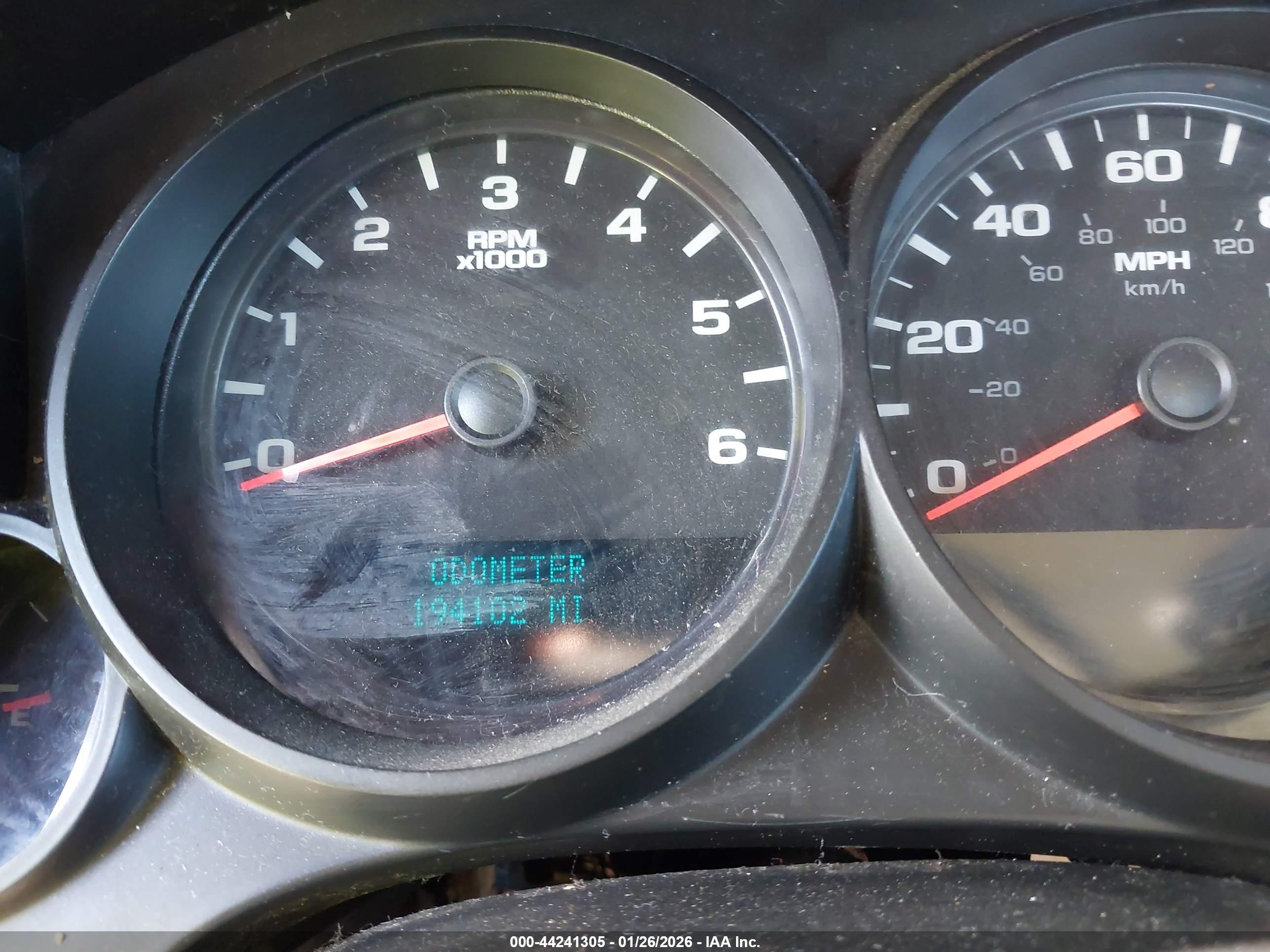 CHEVROLET SILVERADO image 7