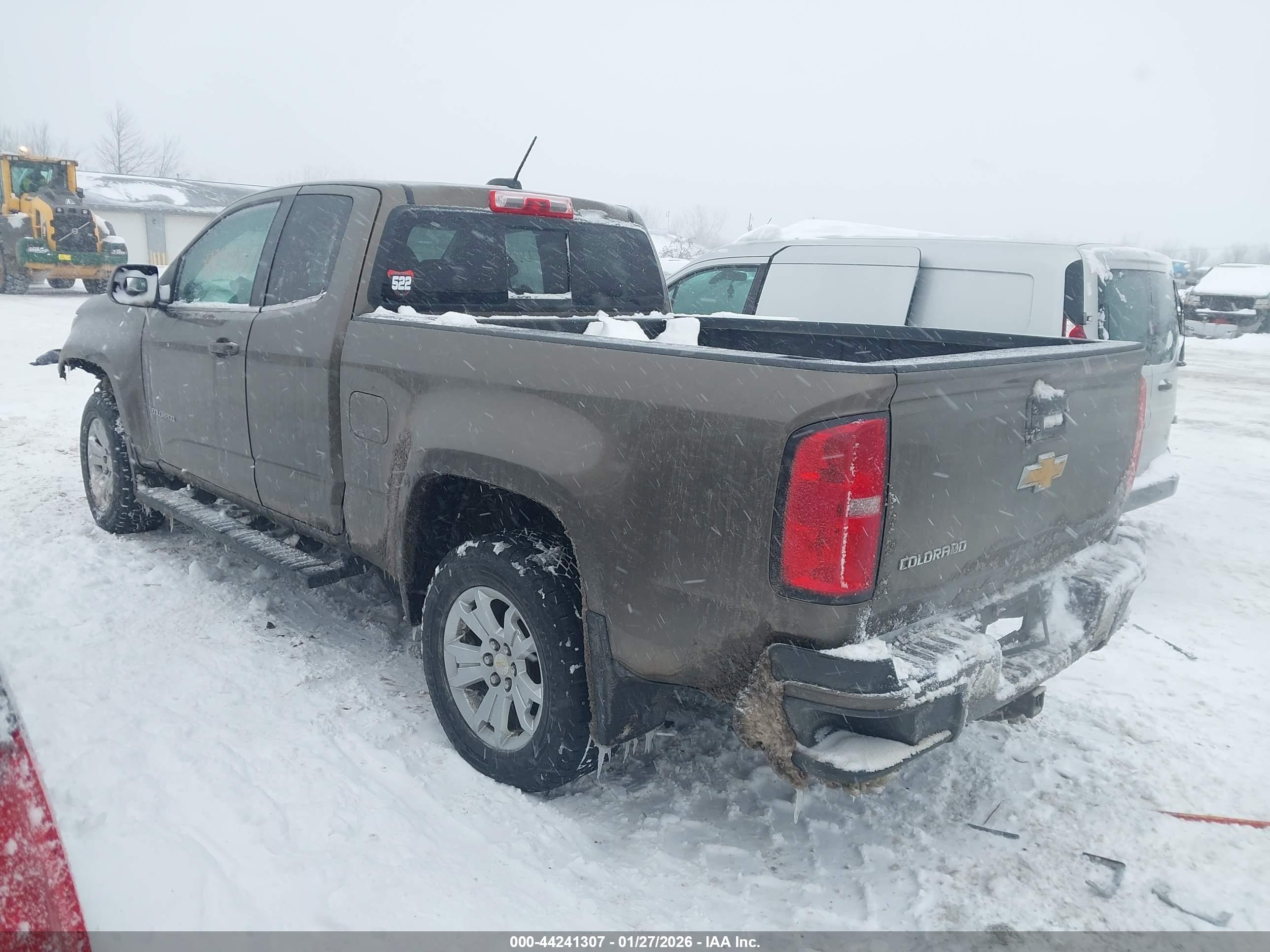 CHEVROLET COLORADO image 3