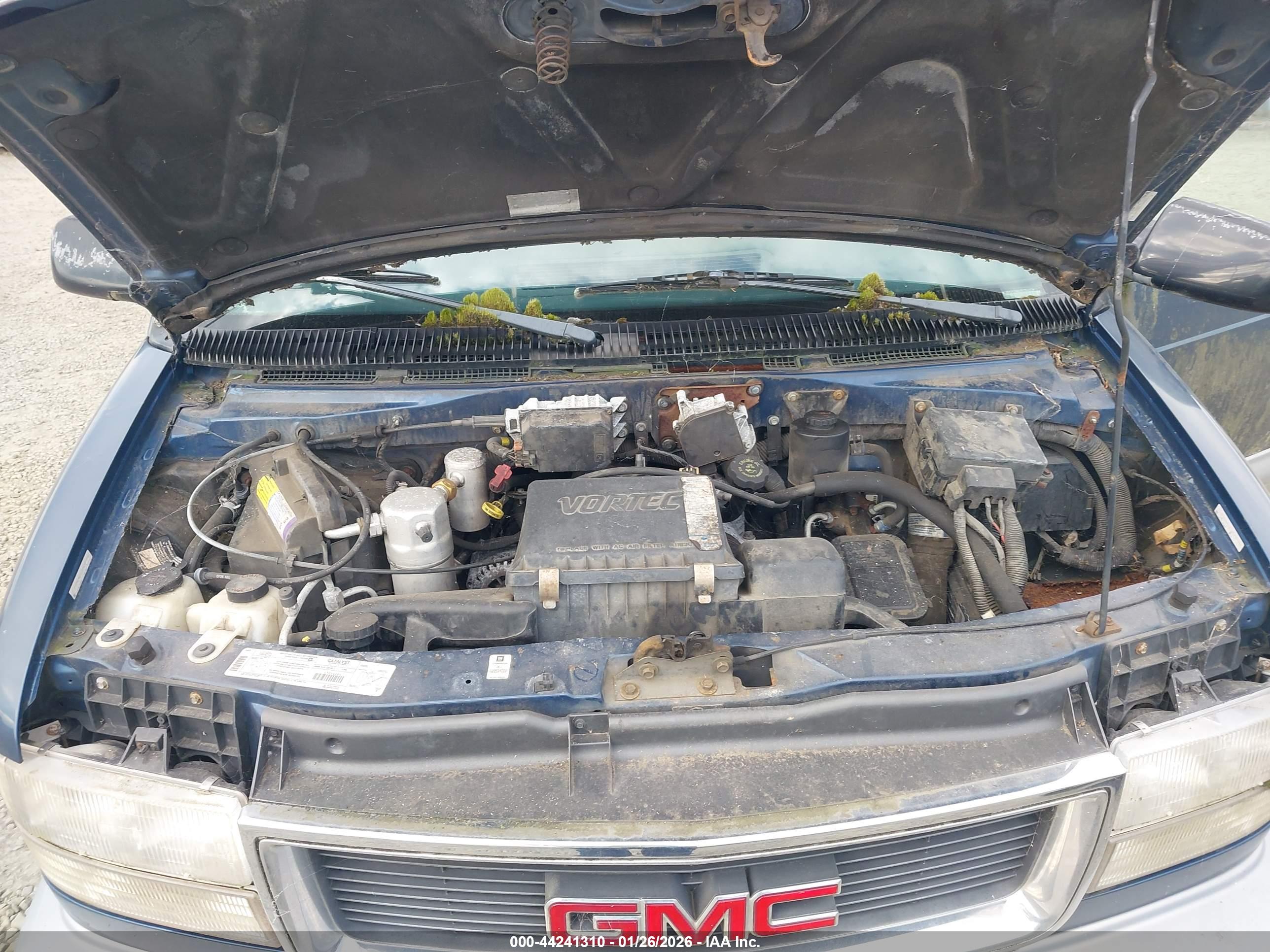 GMC SAFARI image 10