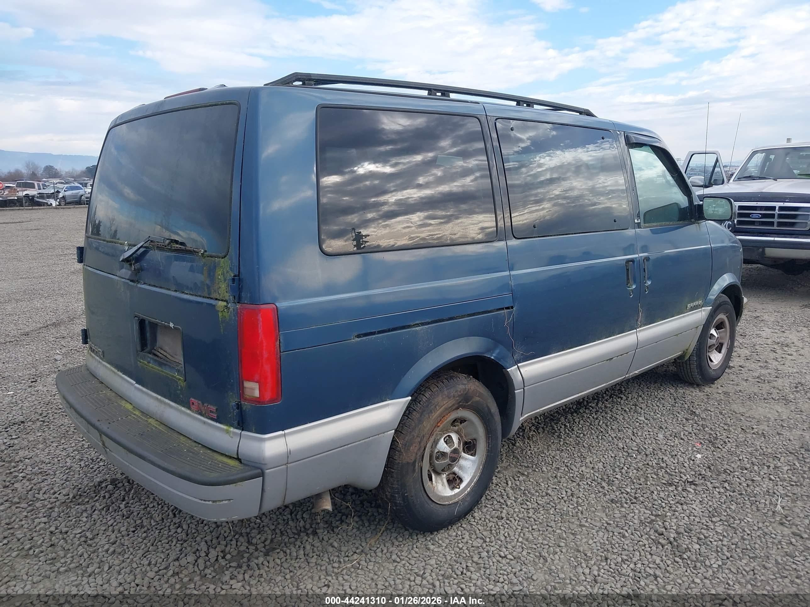 GMC SAFARI image 4