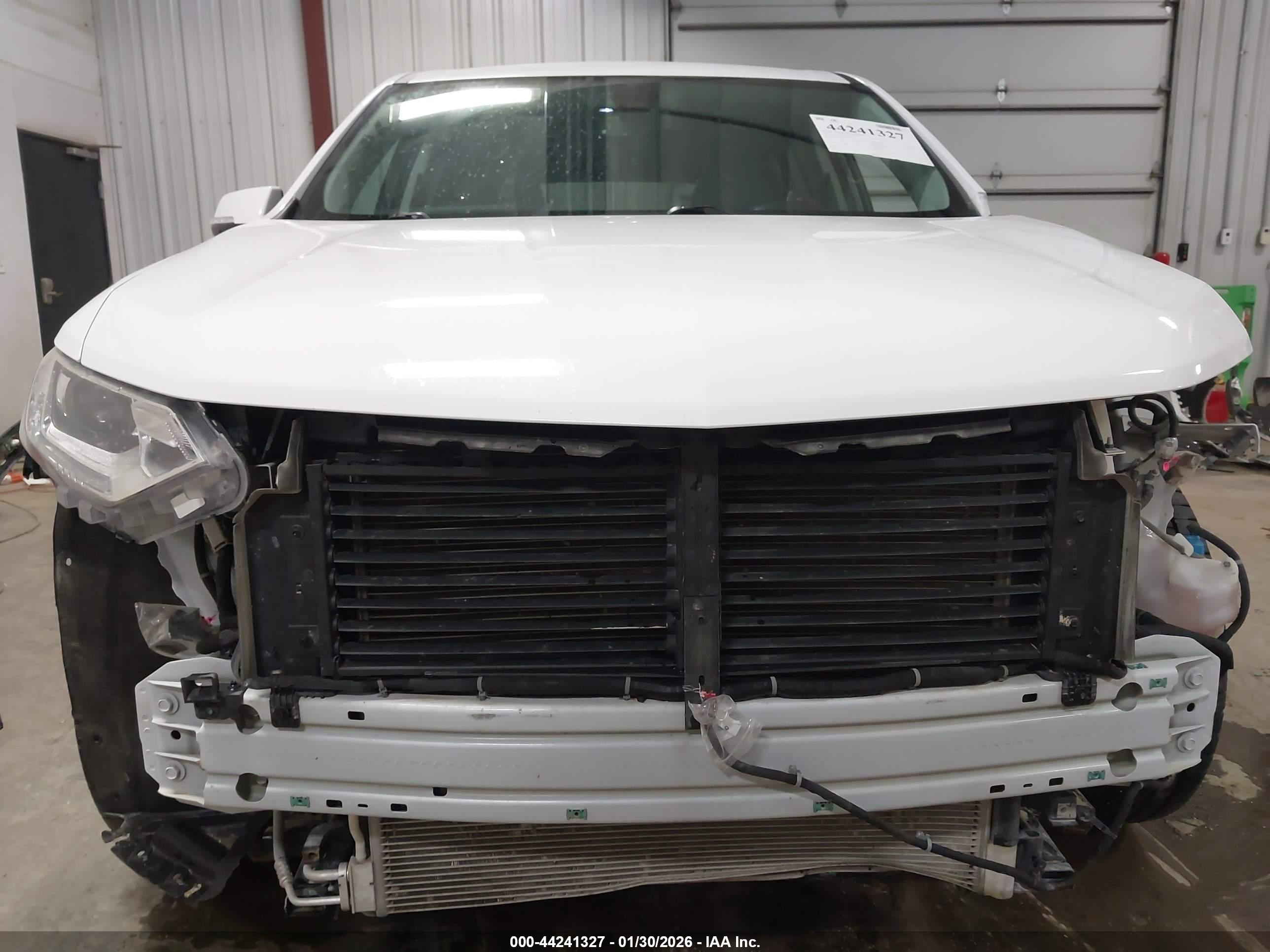 CHEVROLET TRAVERSE image 6