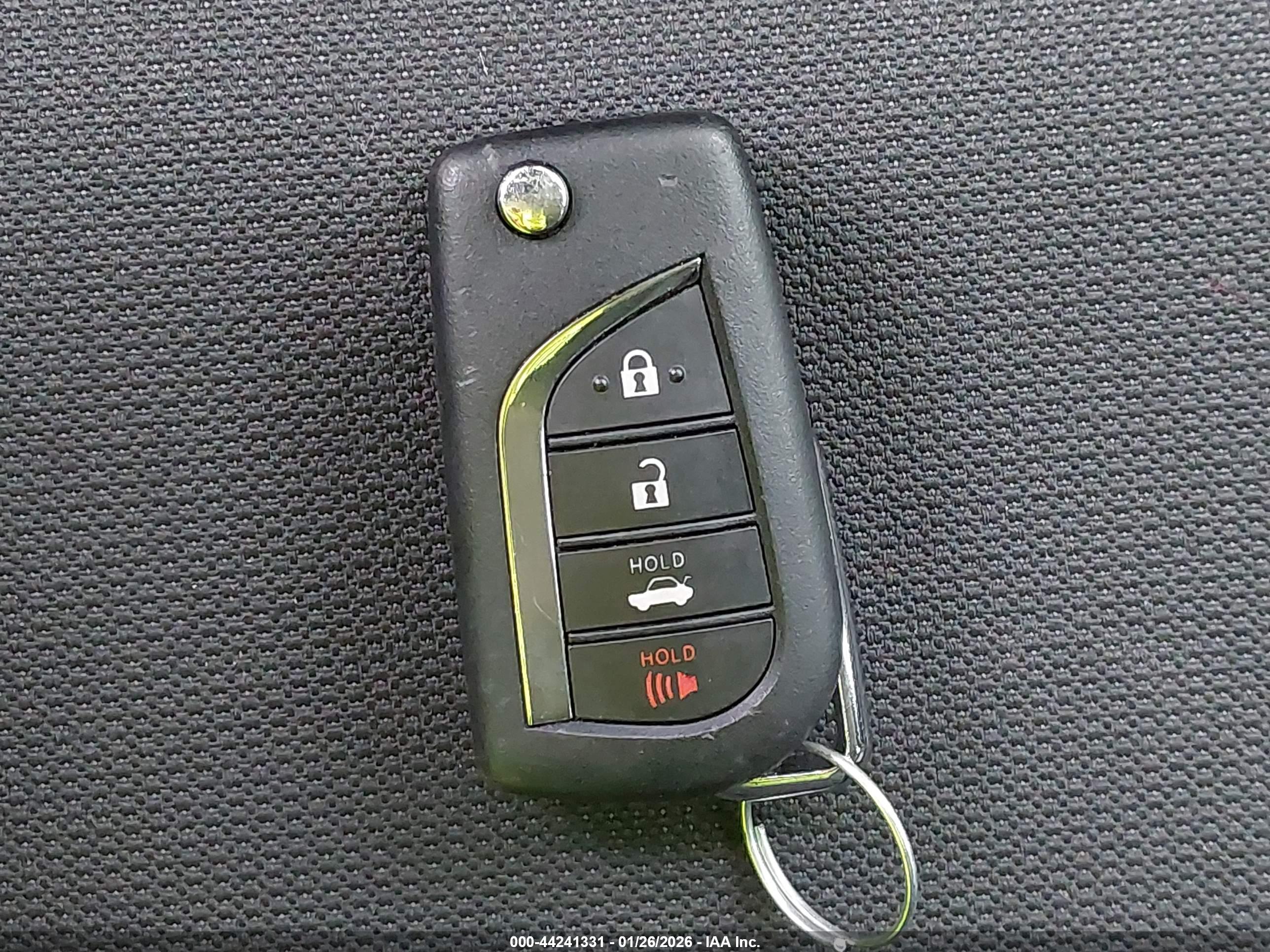 TOYOTA COROLLA image 11