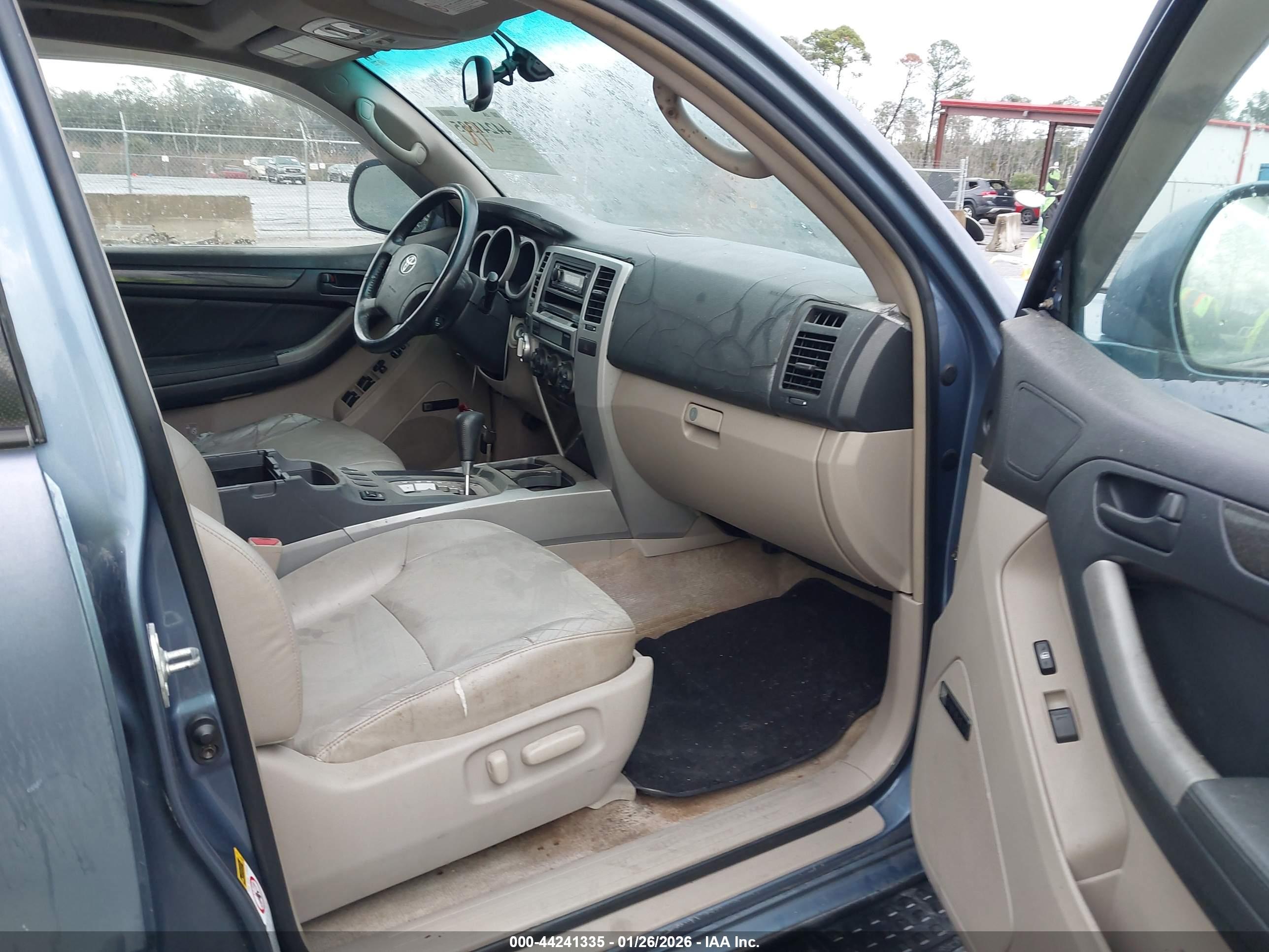 TOYOTA 4RUNNER image 5