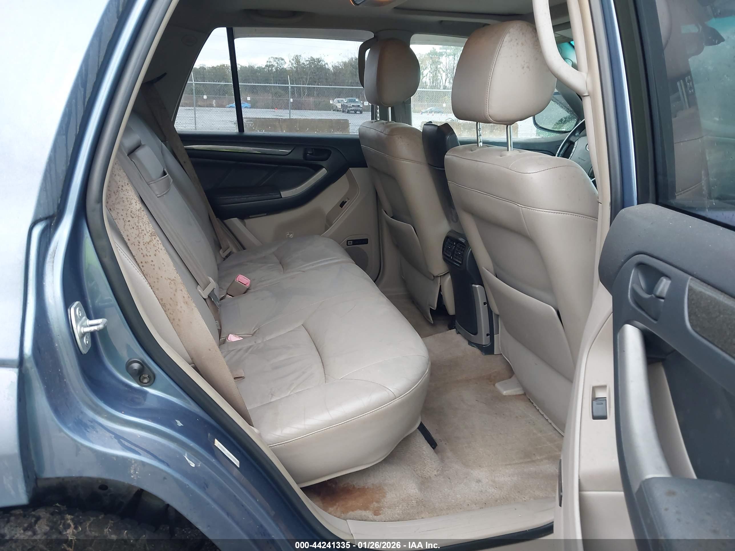 TOYOTA 4RUNNER image 8