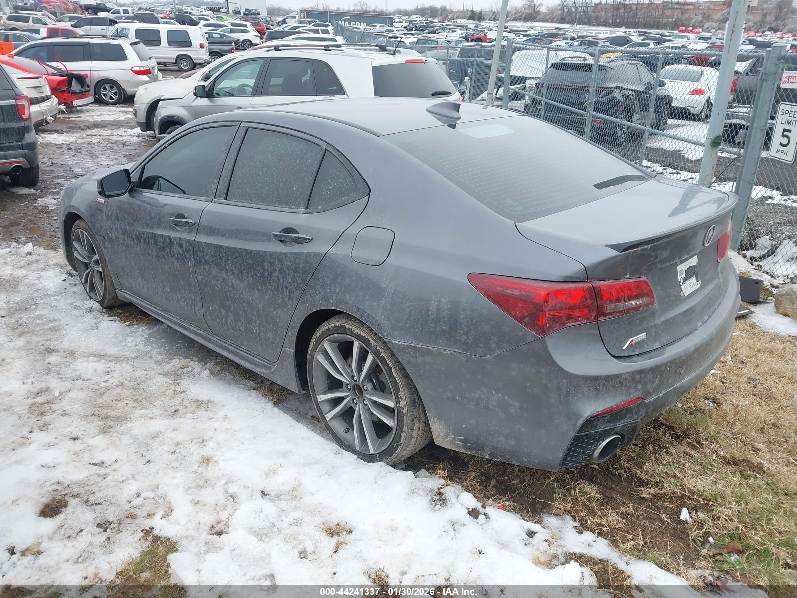 ACURA TLX image 3