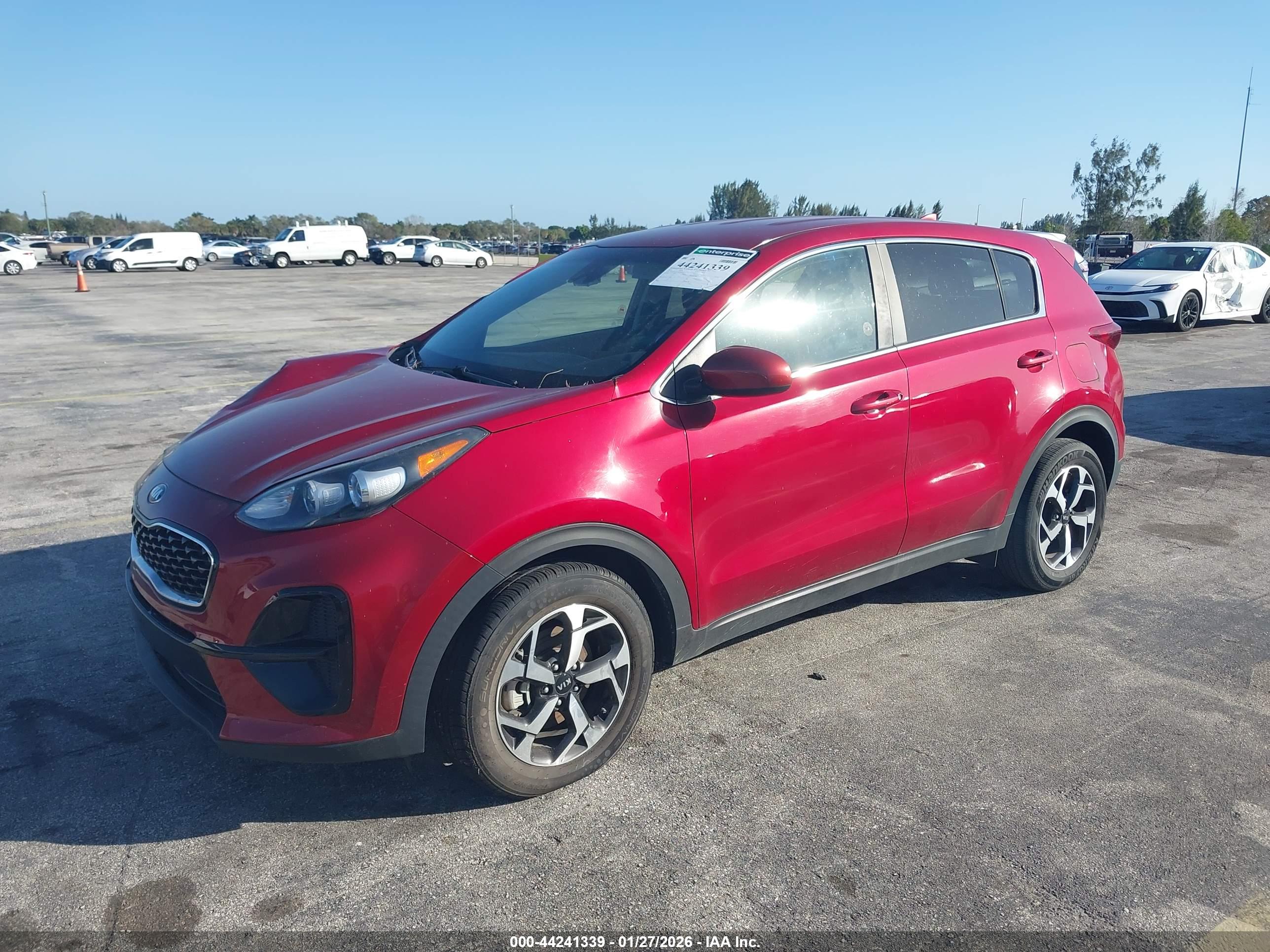 KIA SPORTAGE image 2