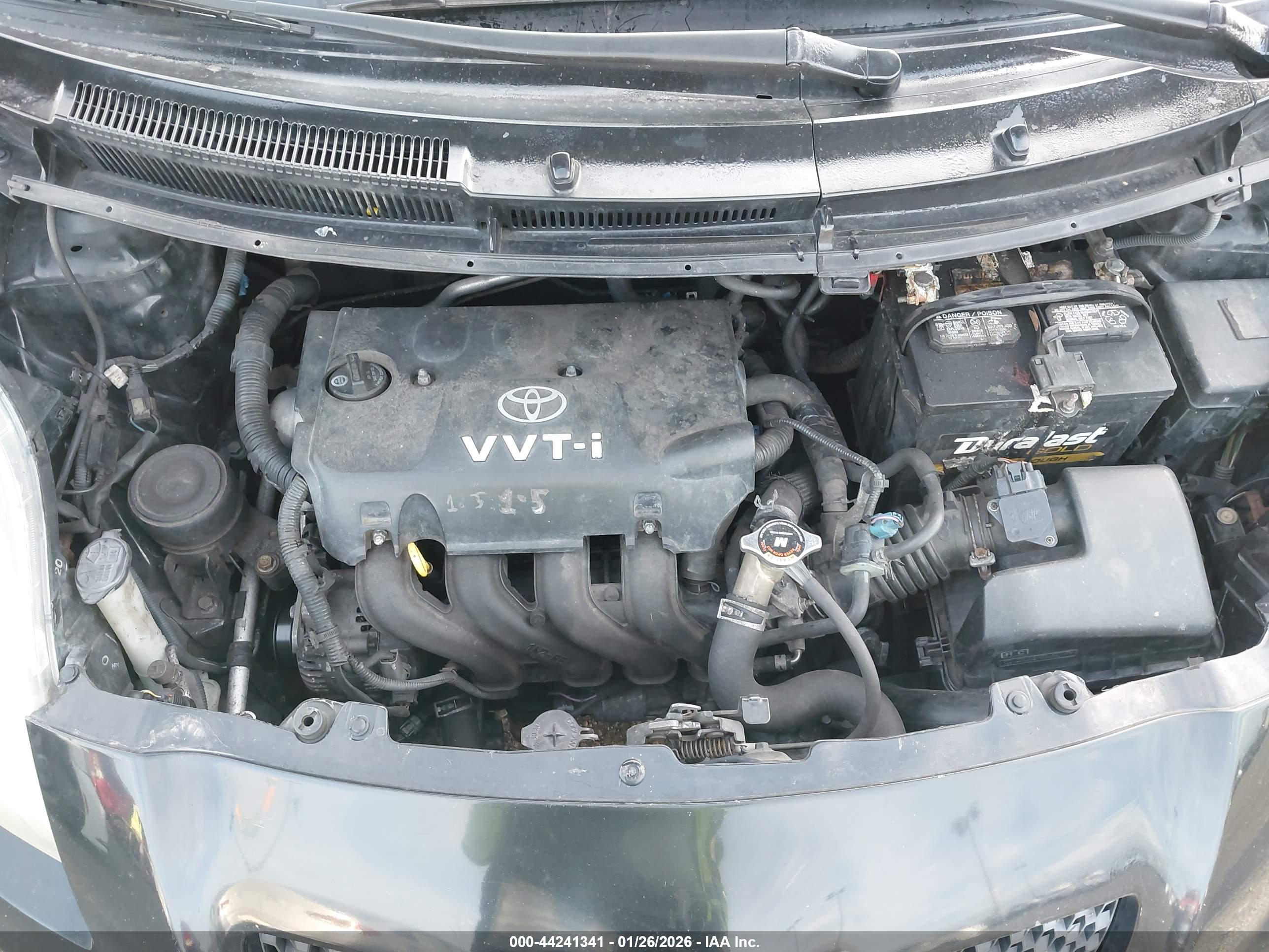 TOYOTA YARIS image 10
