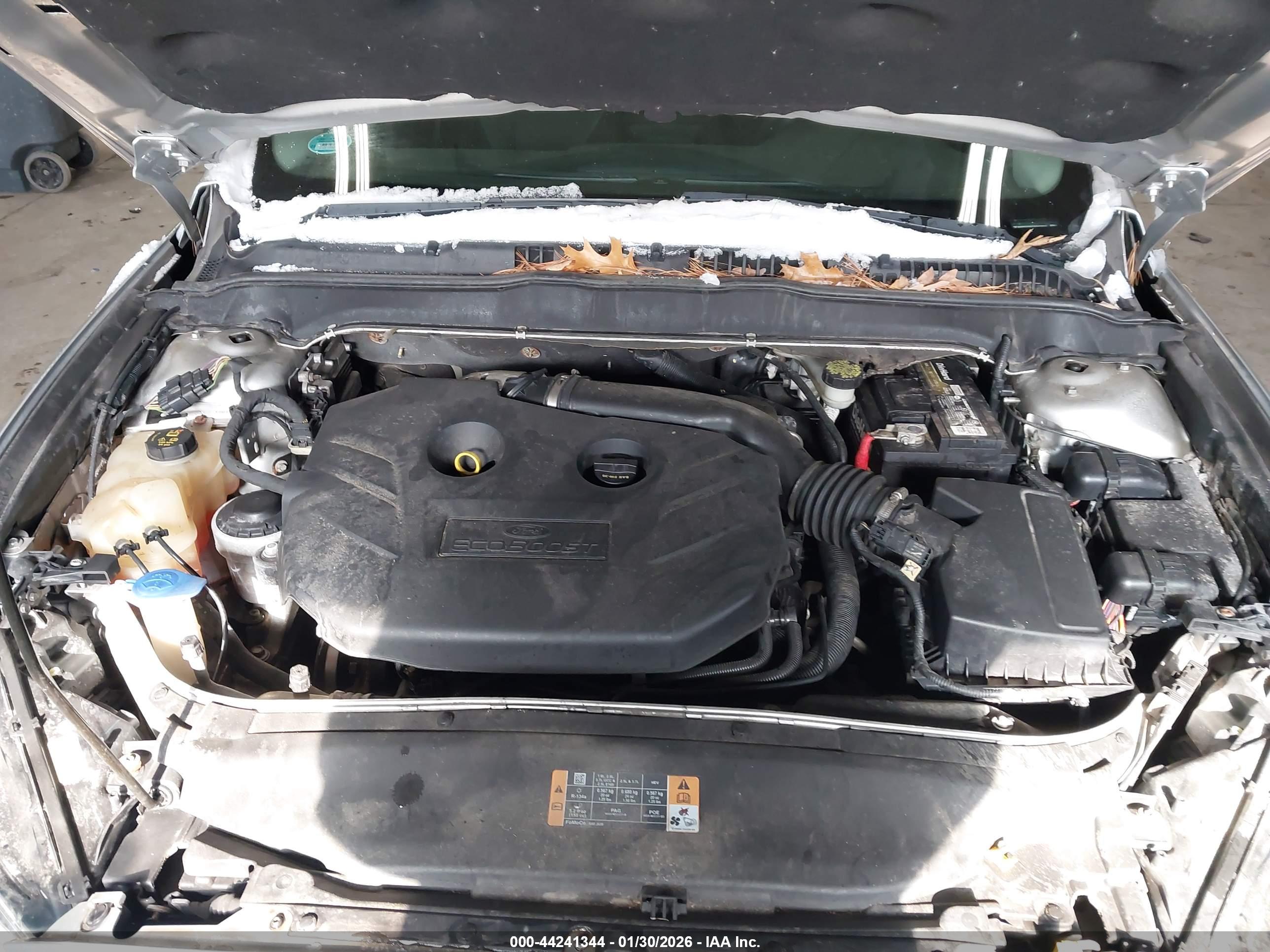 FORD FUSION image 10