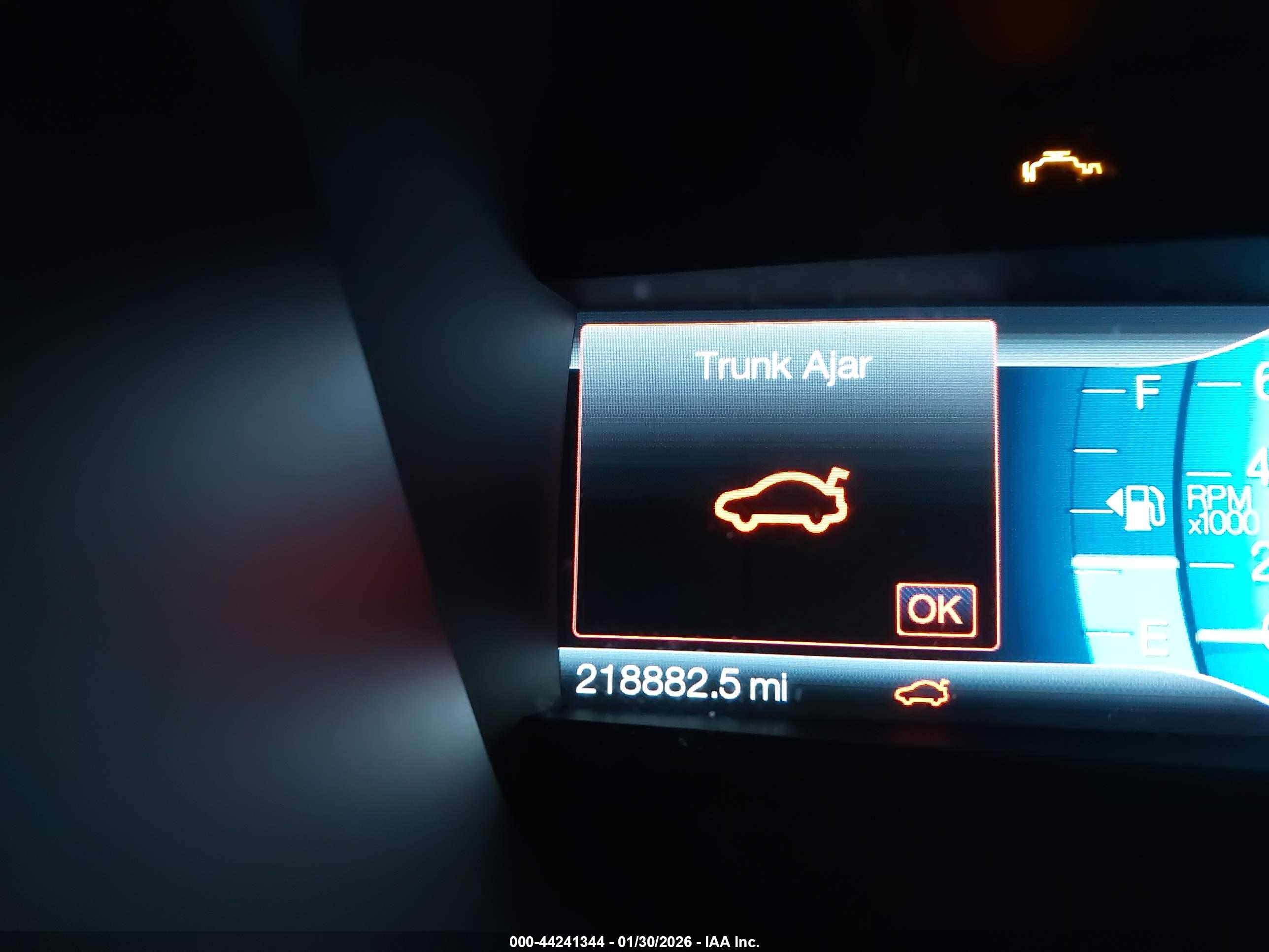 FORD FUSION image 7