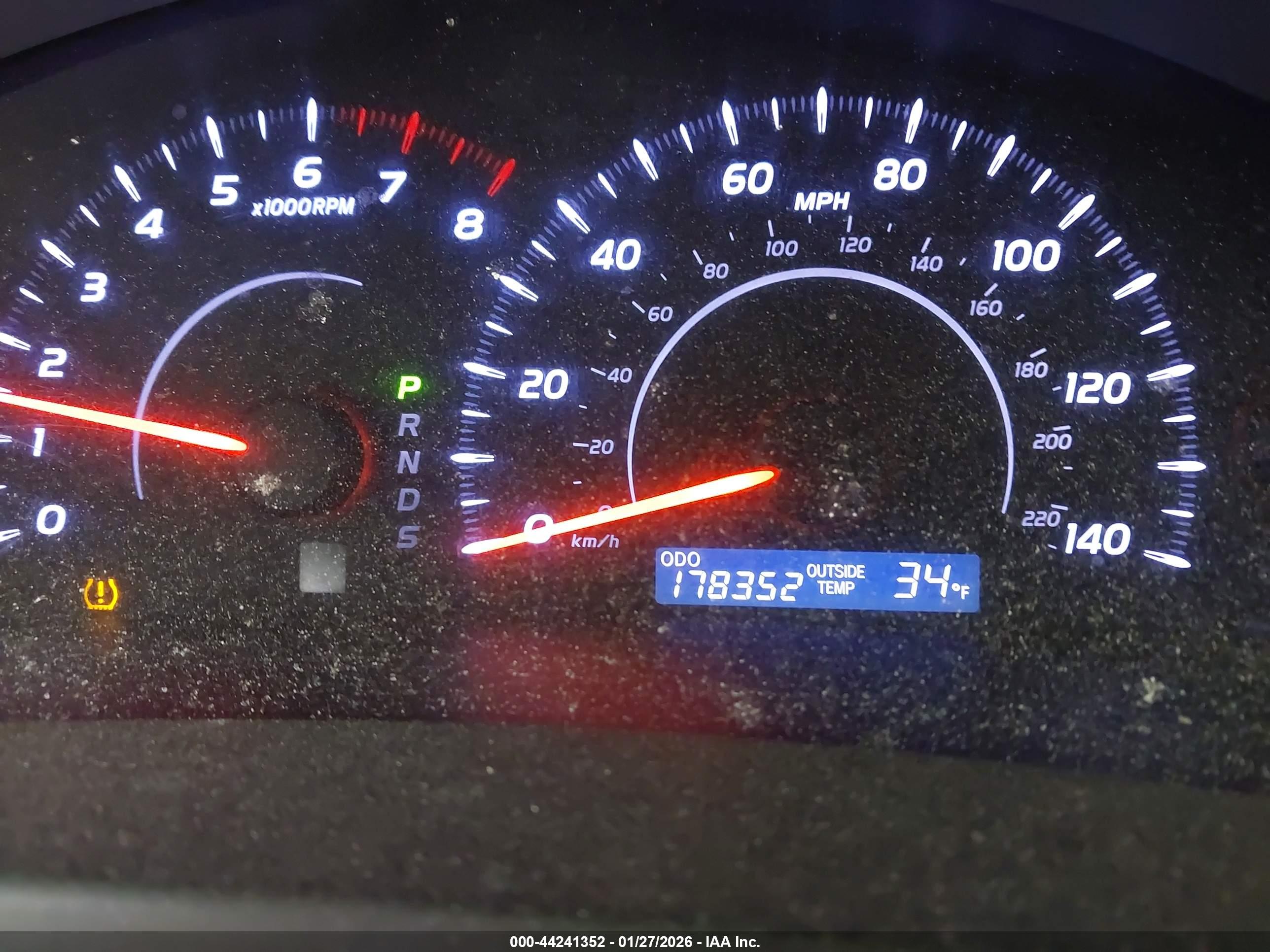 TOYOTA CAMRY image 7