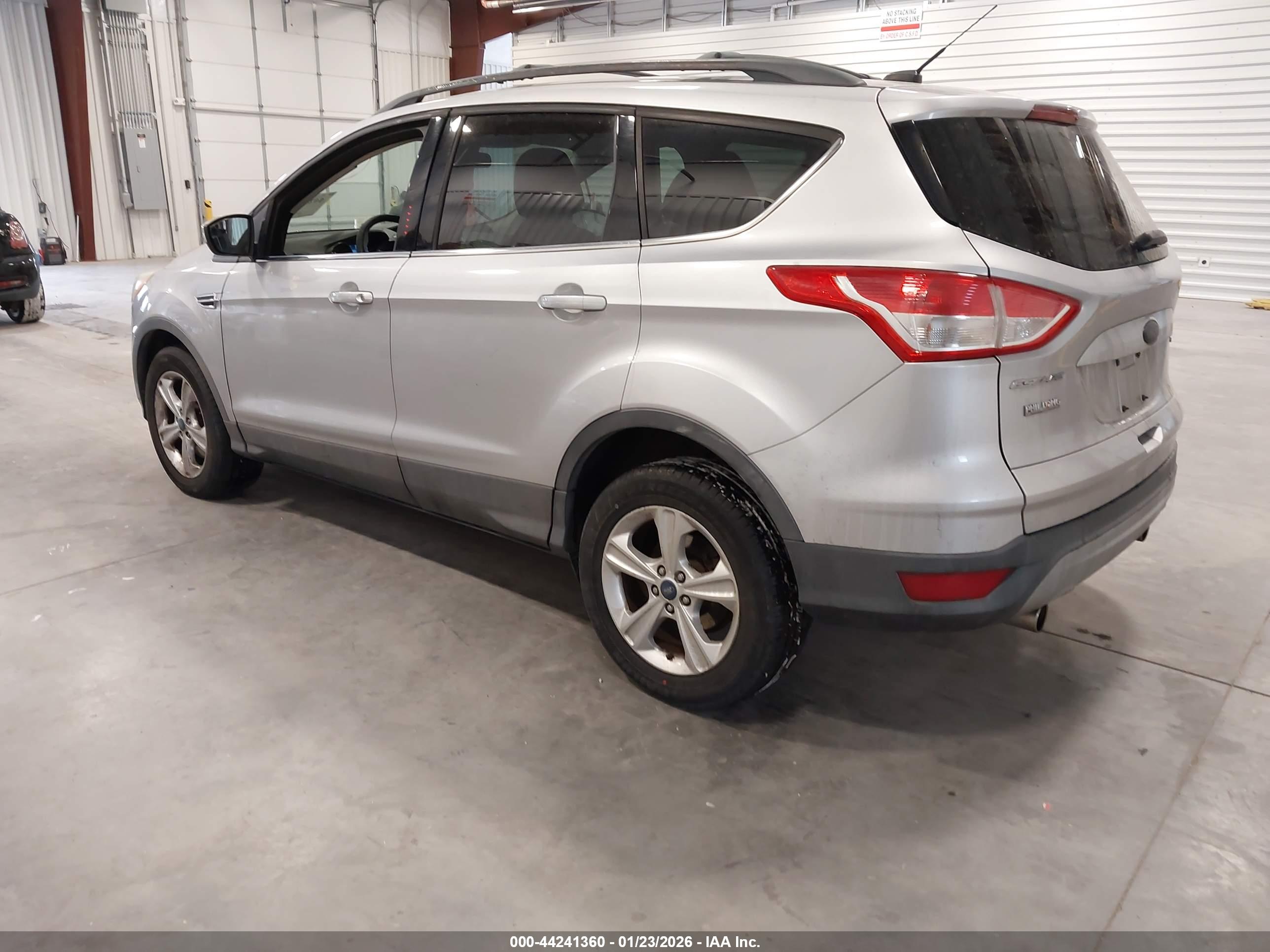 FORD ESCAPE image 3