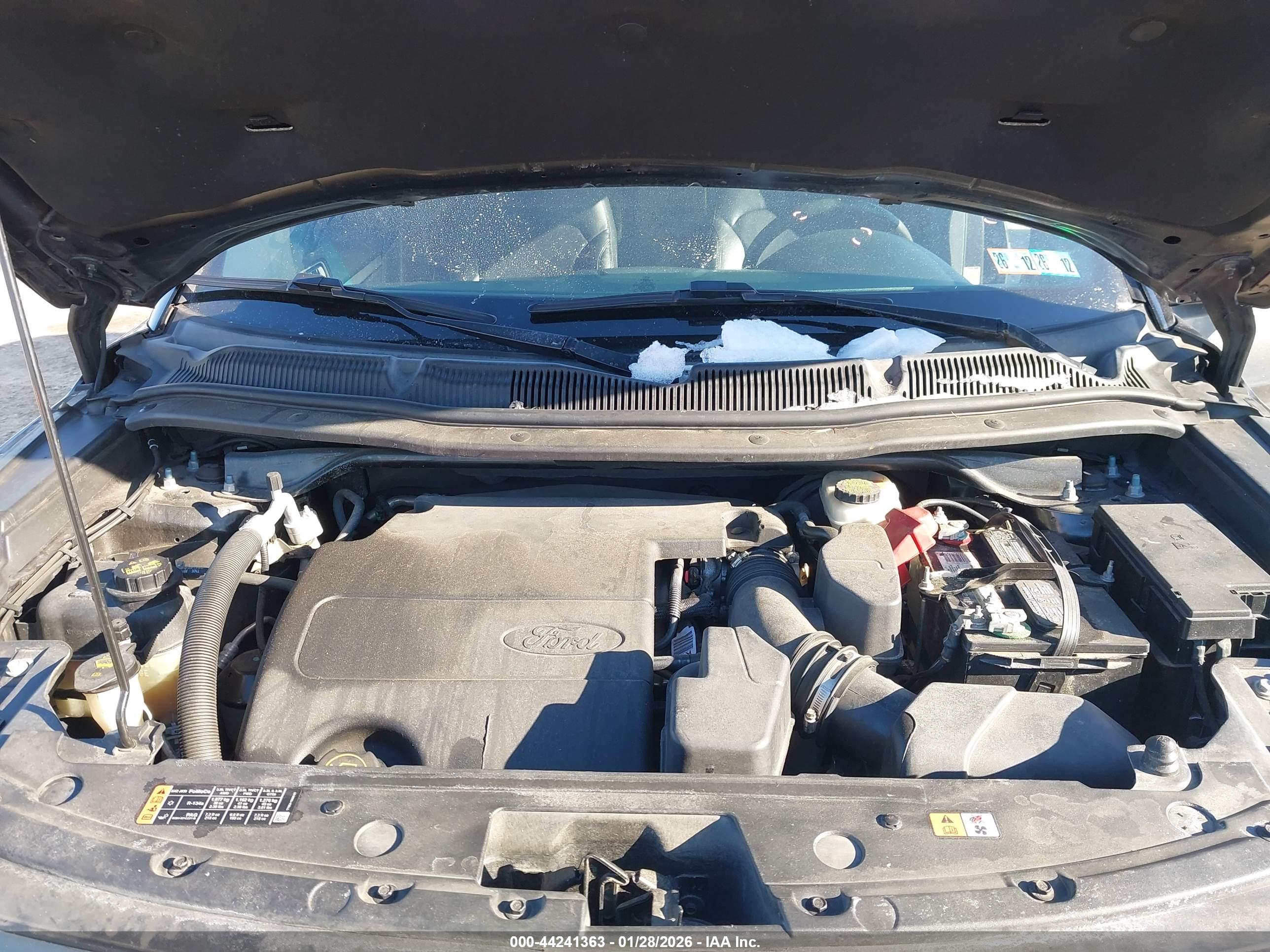 FORD EXPLORER image 10