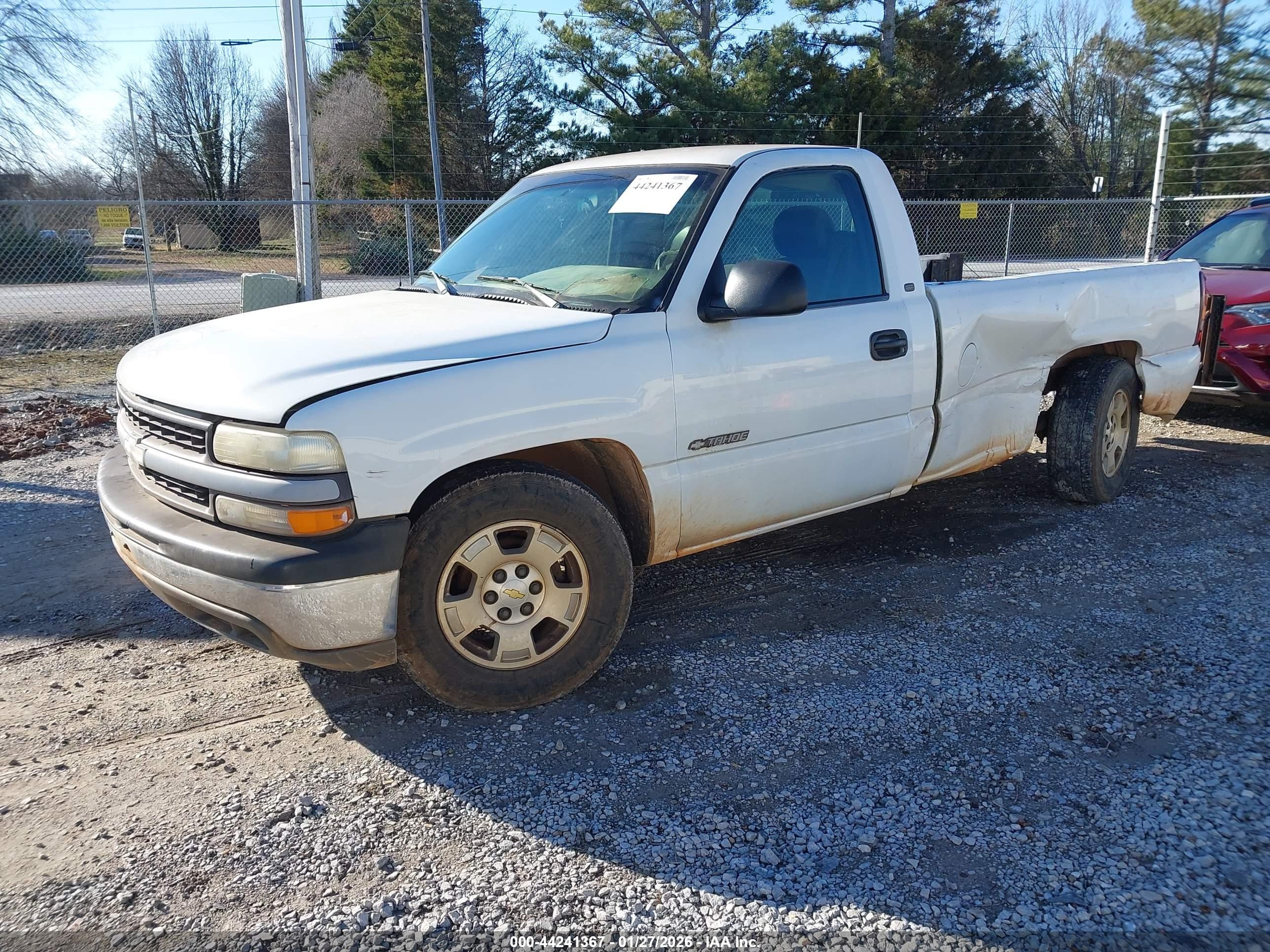 CHEVROLET SILVERADO image 2