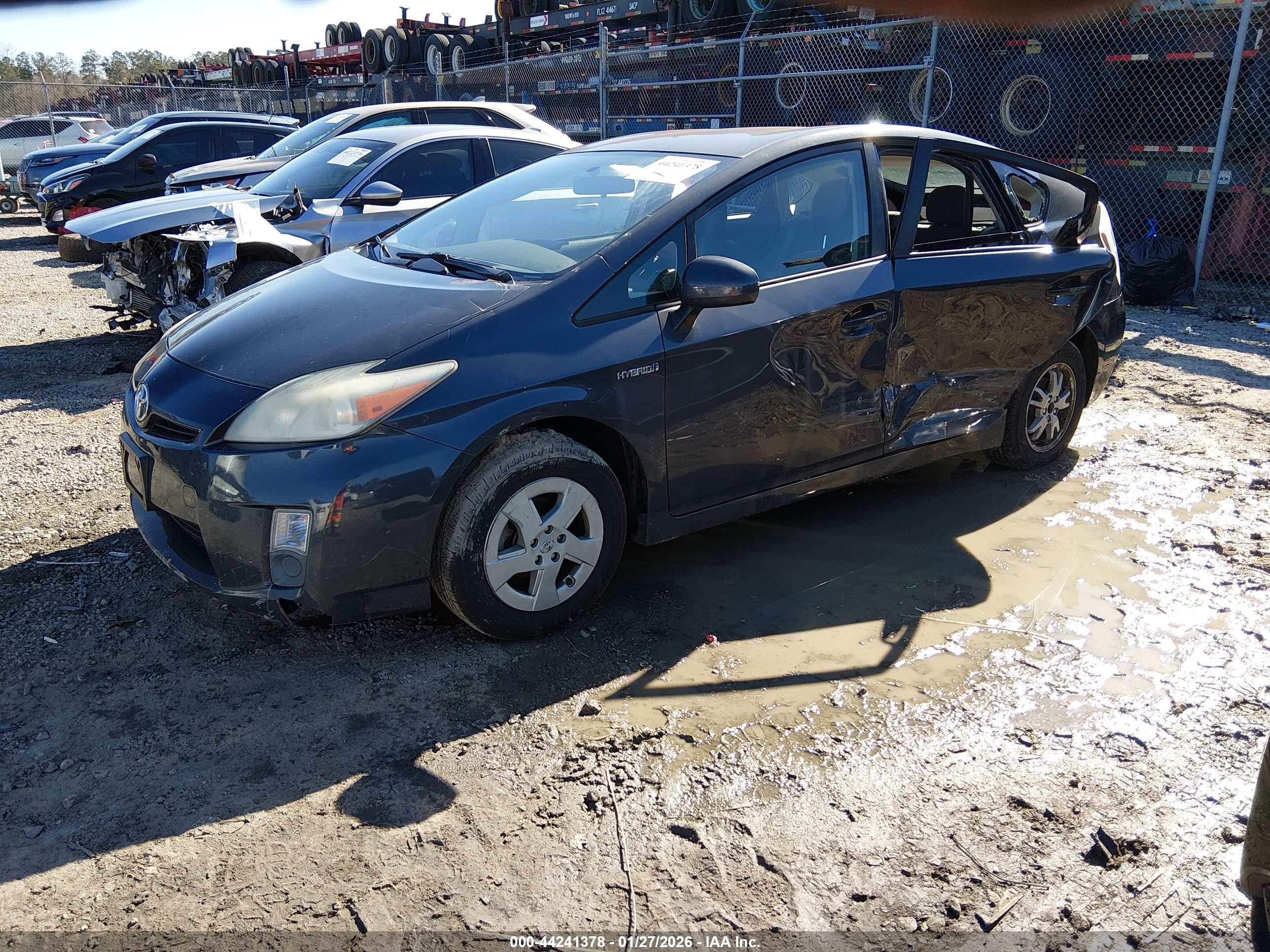 TOYOTA PRIUS image 2