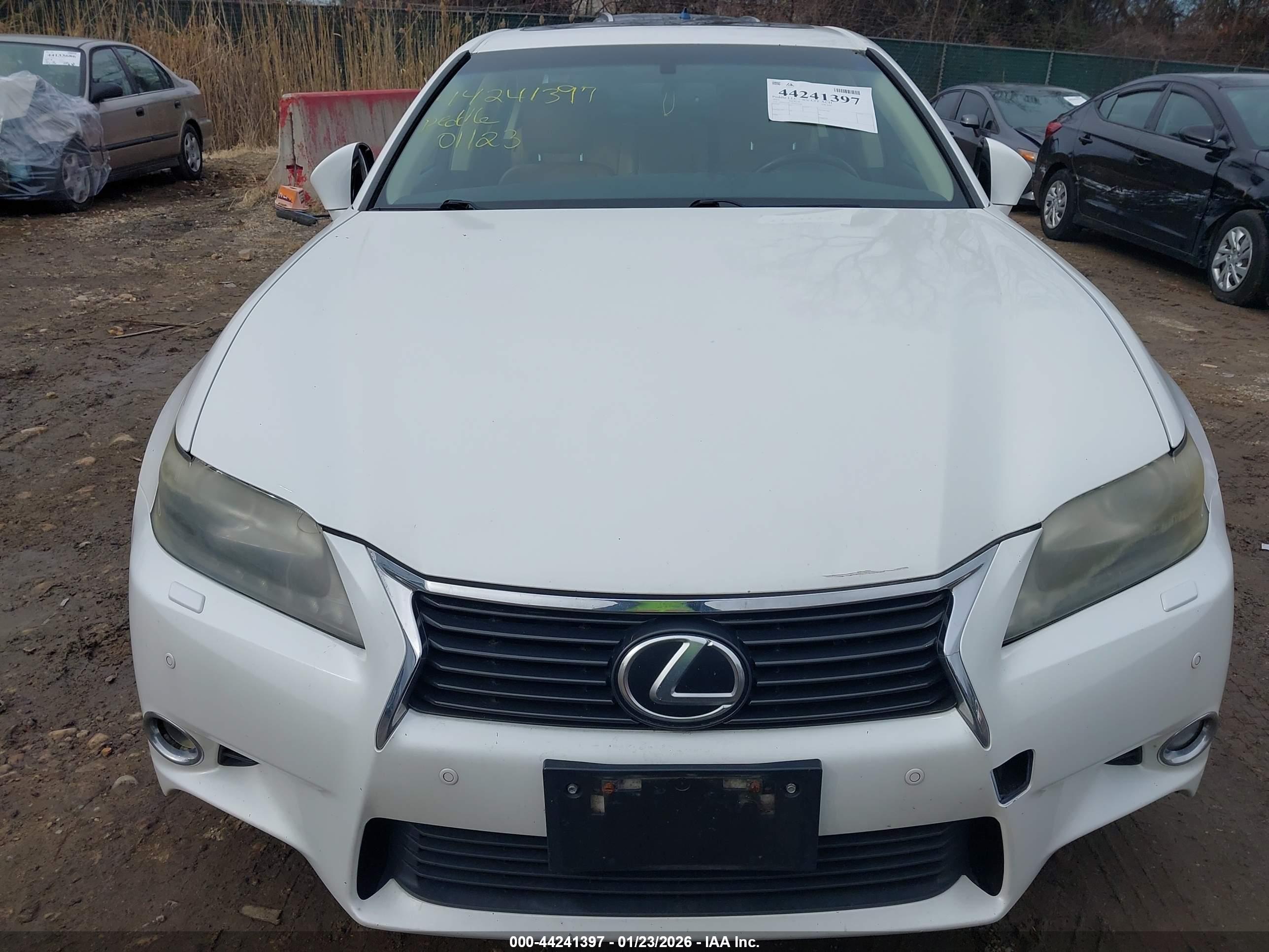 LEXUS GS image 6