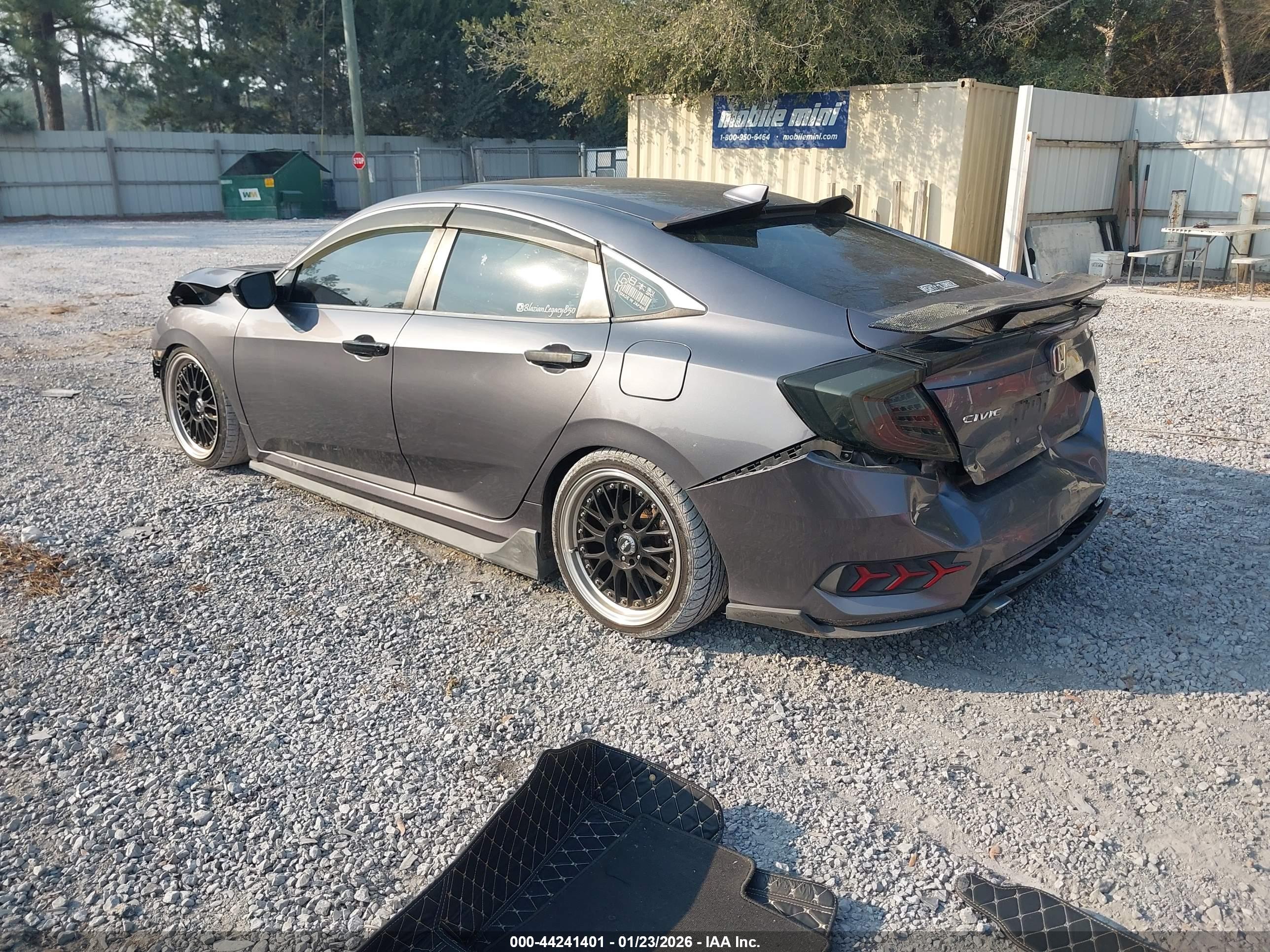 HONDA CIVIC image 3