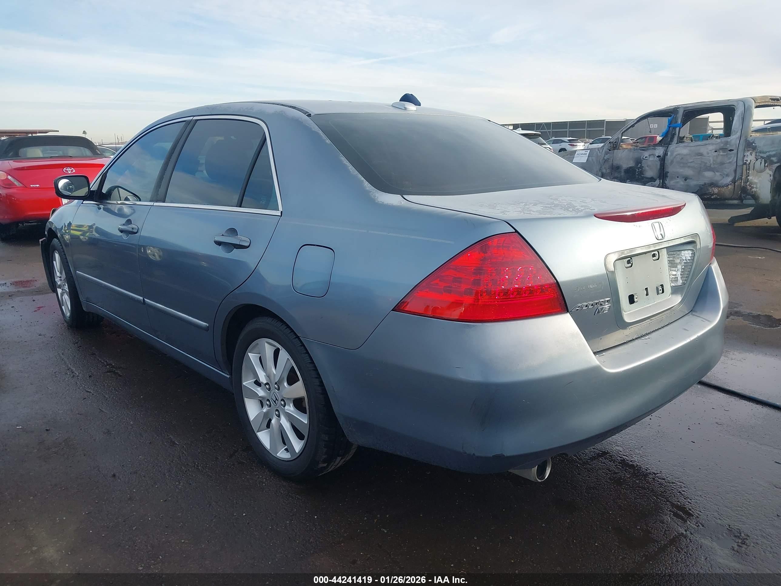 HONDA ACCORD image 3