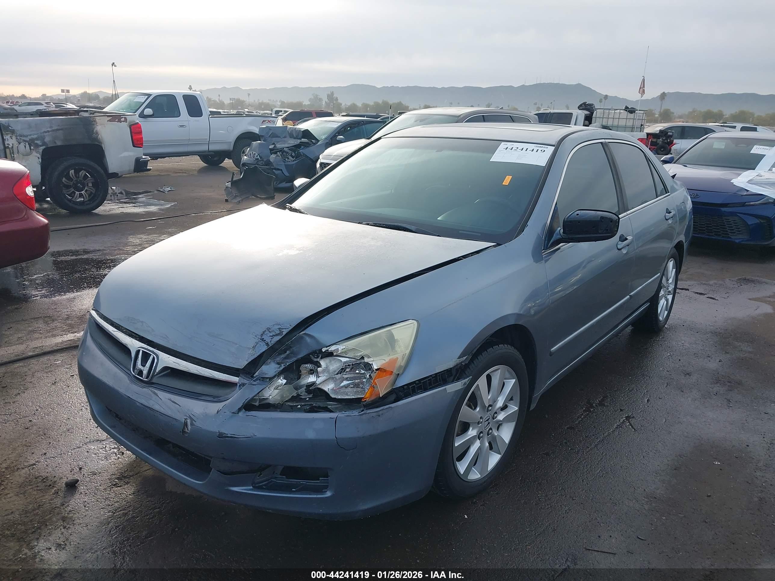 HONDA ACCORD image 6