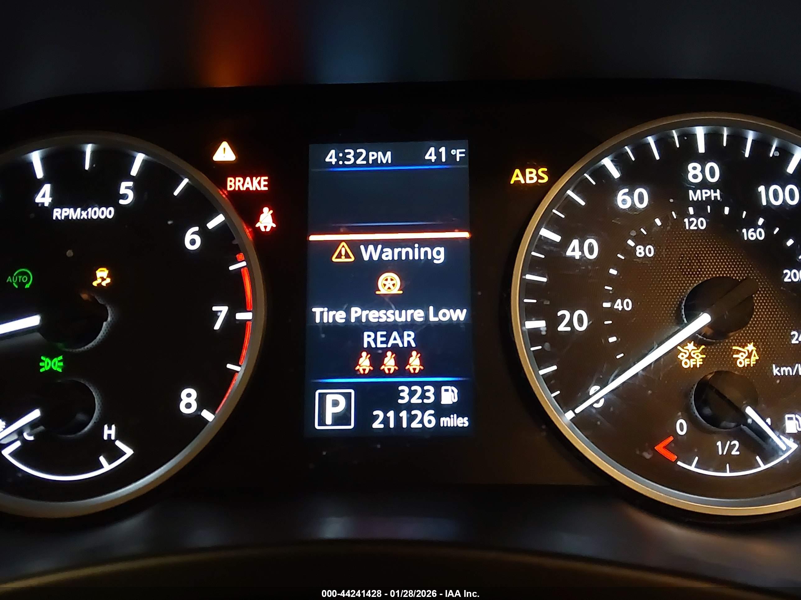 NISSAN SENTRA image 7