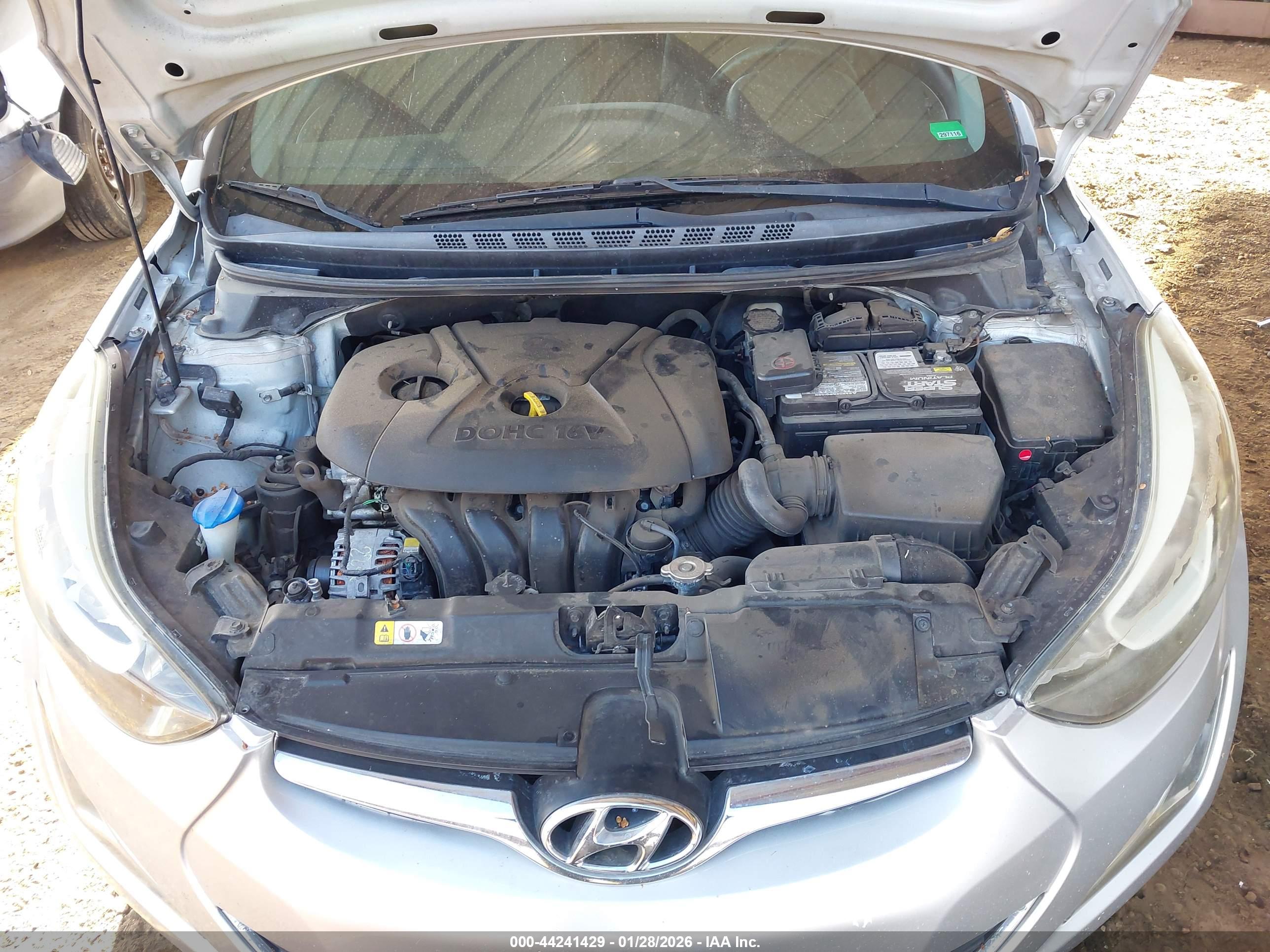 HYUNDAI ELANTRA image 10