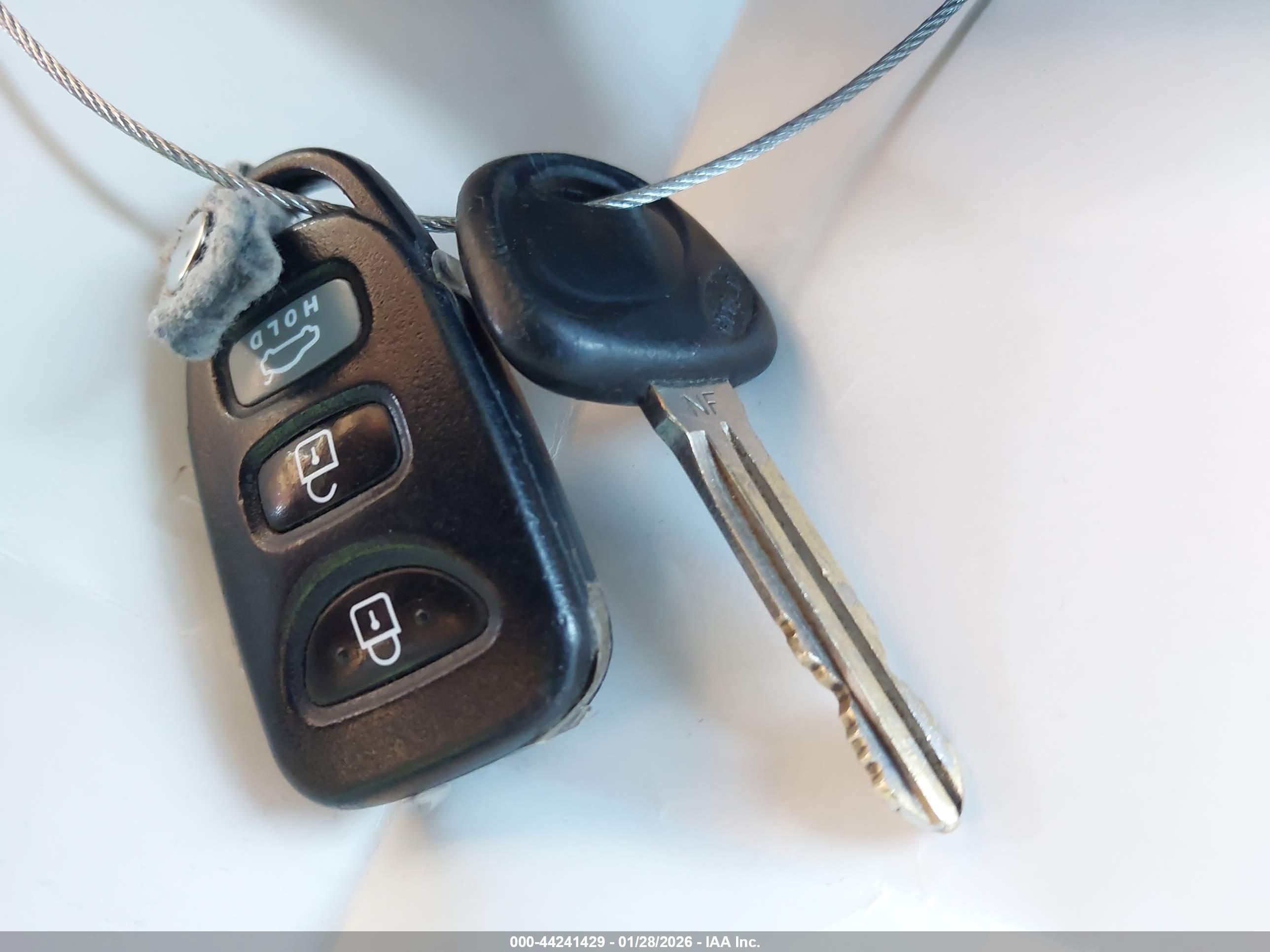 HYUNDAI ELANTRA image 11
