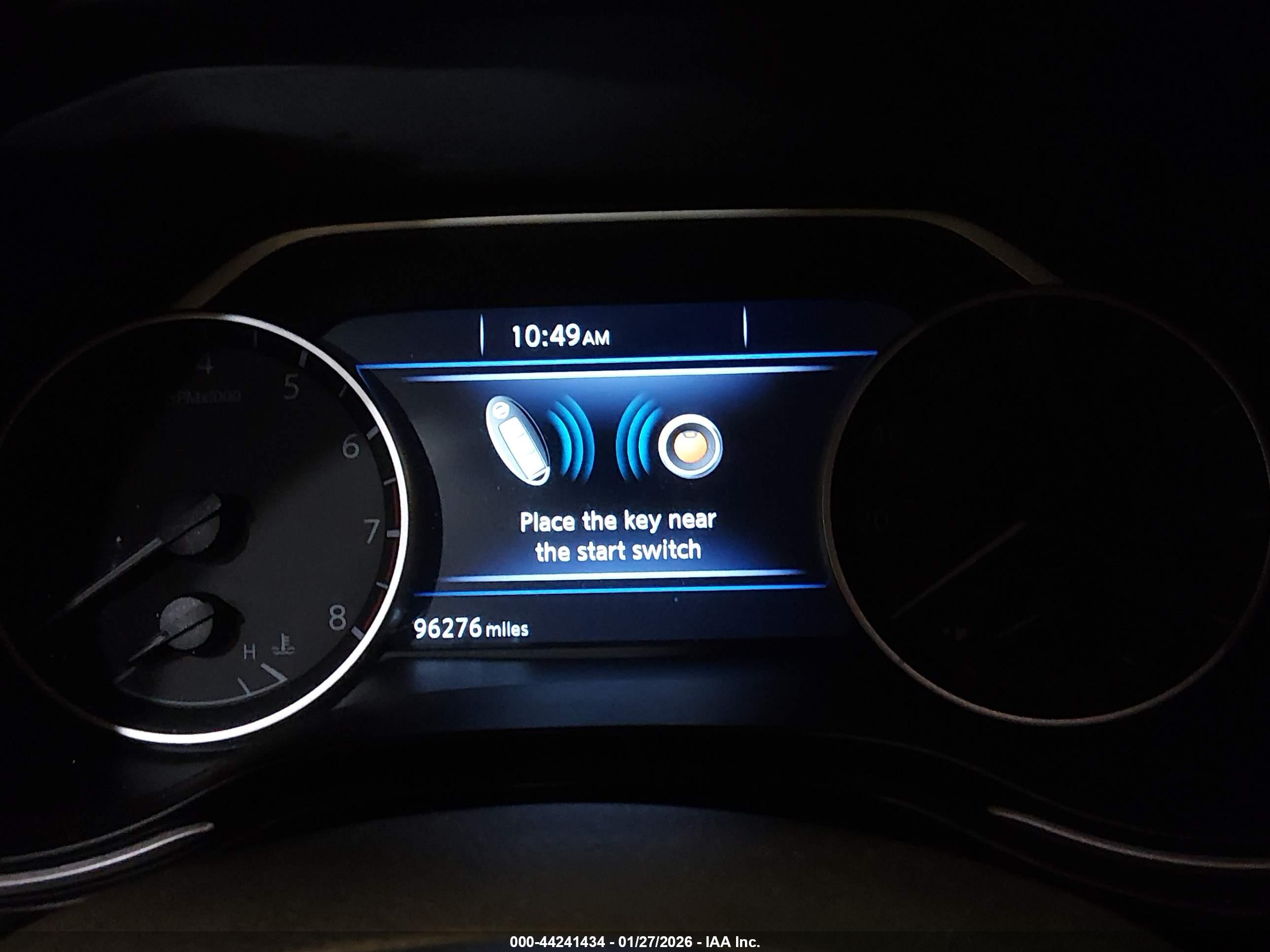 NISSAN MAXIMA image 7