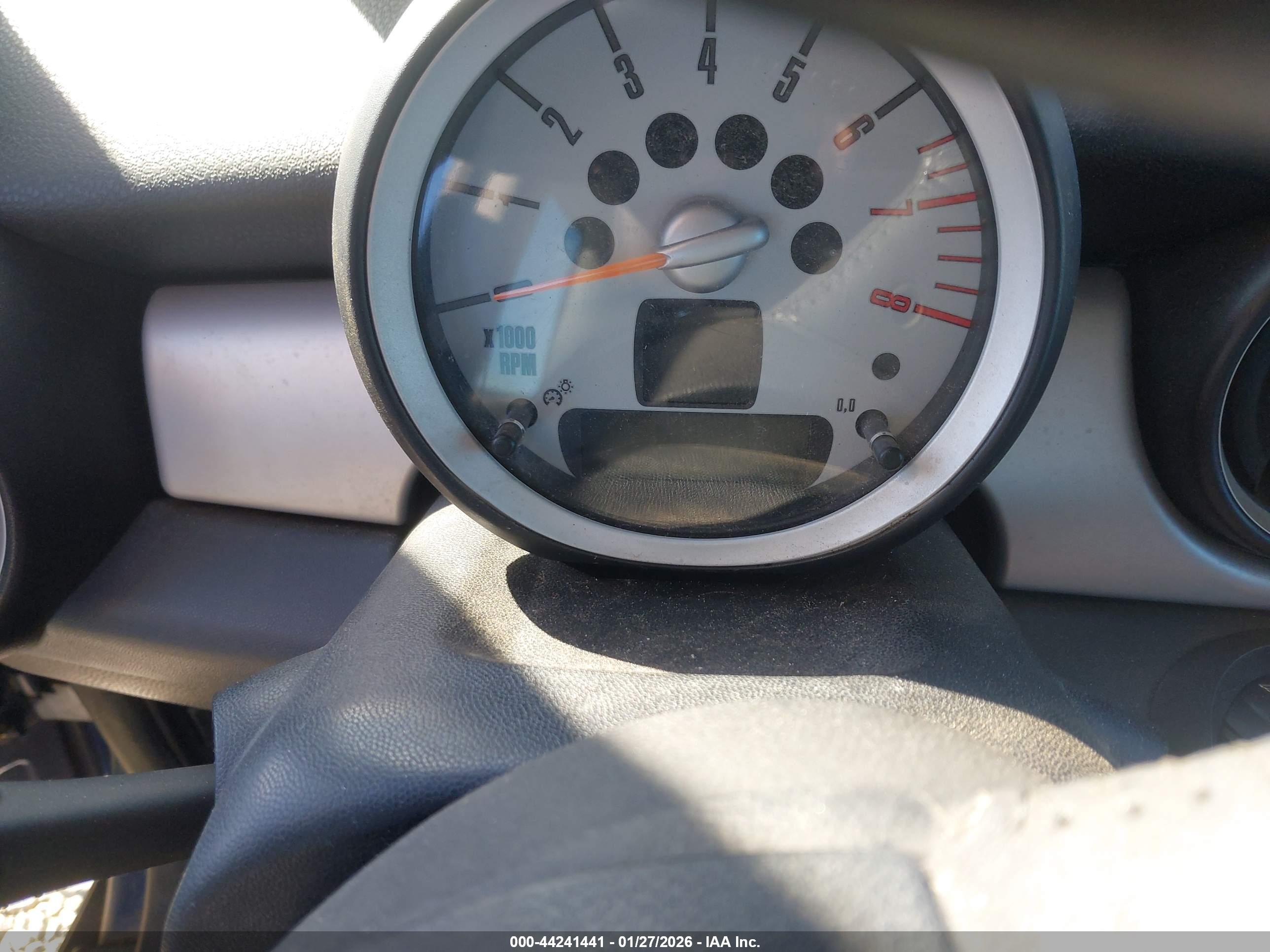 MINI COOPER image 7