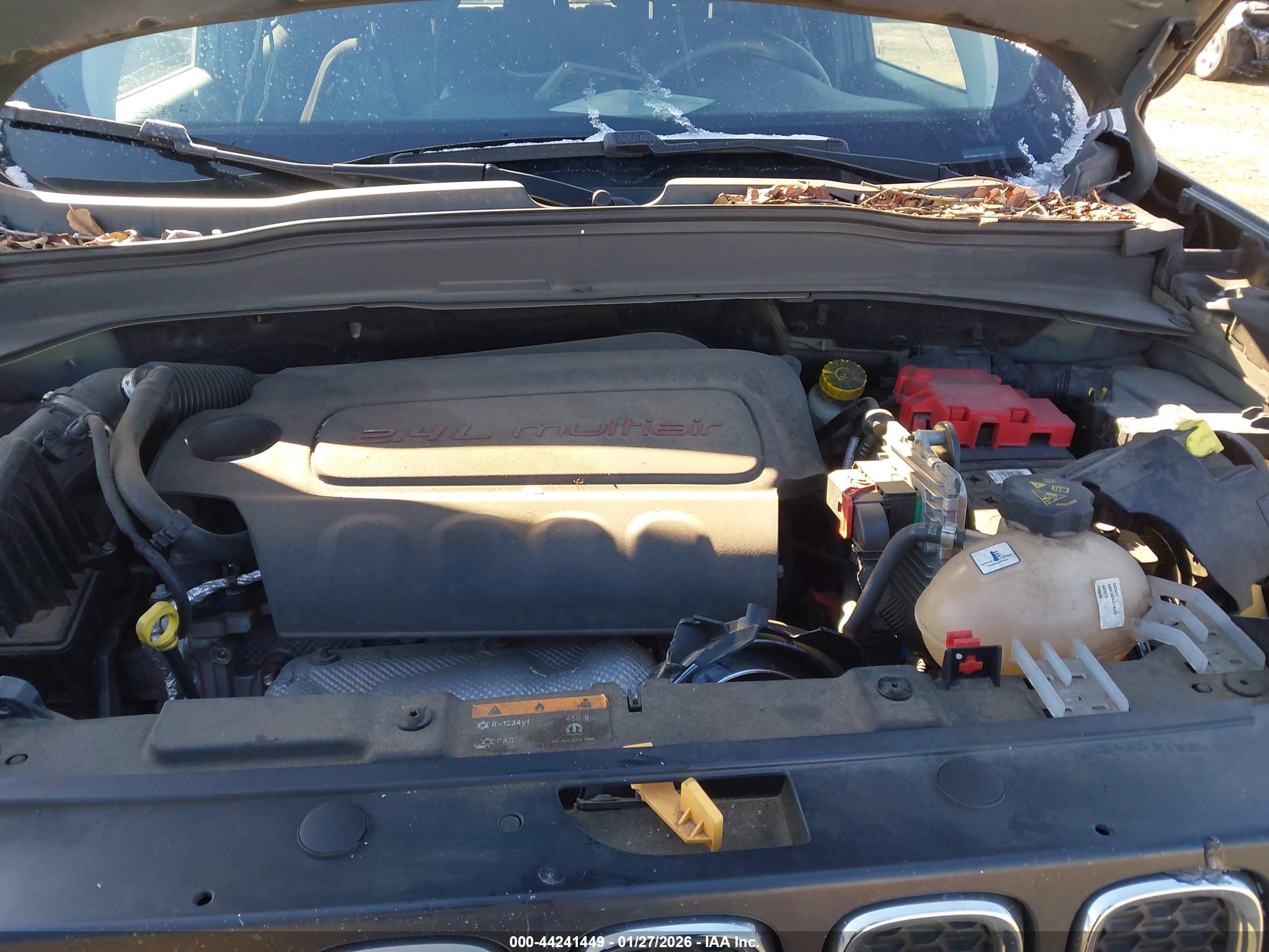 JEEP RENEGADE image 10