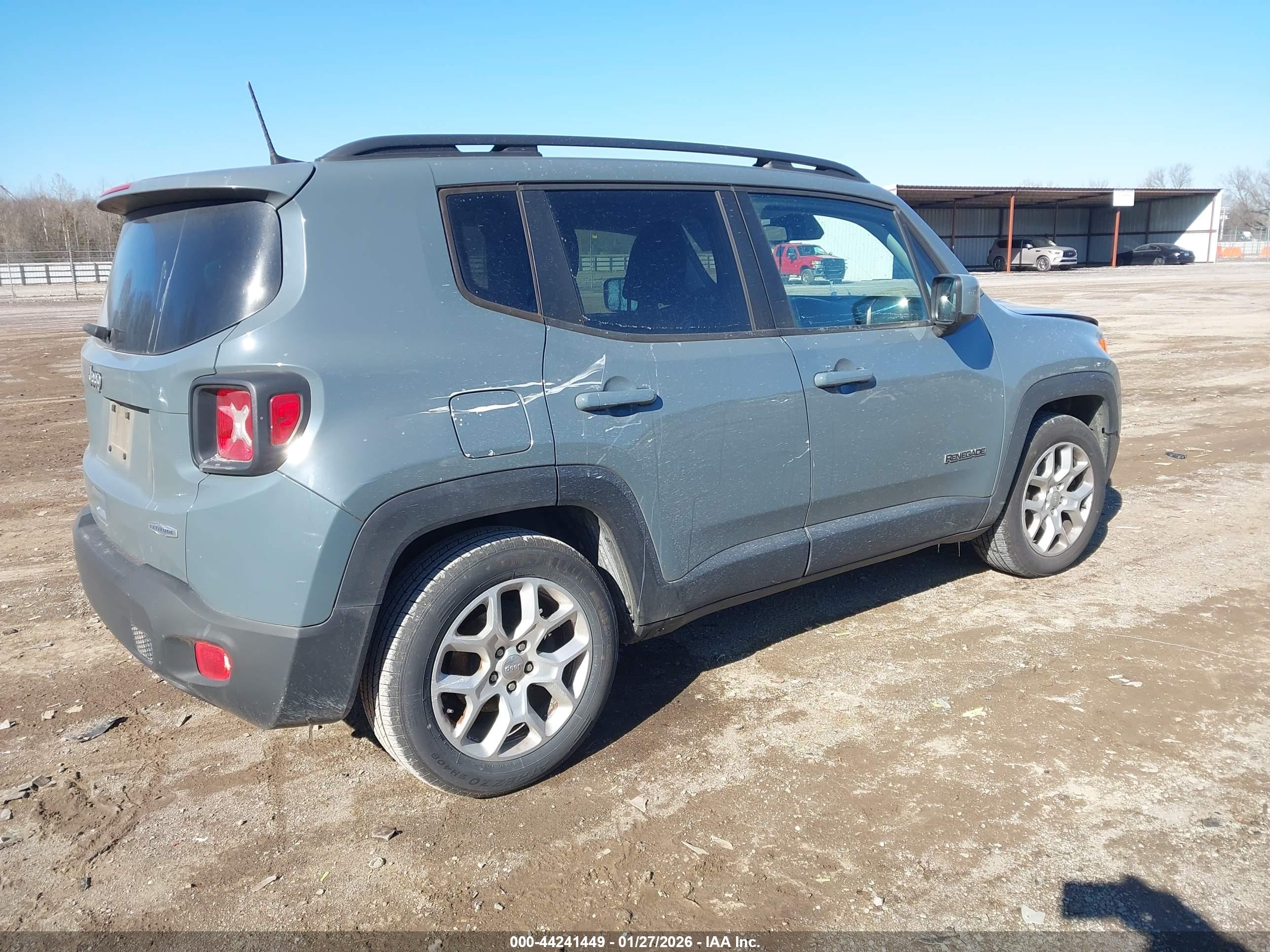 JEEP RENEGADE image 4