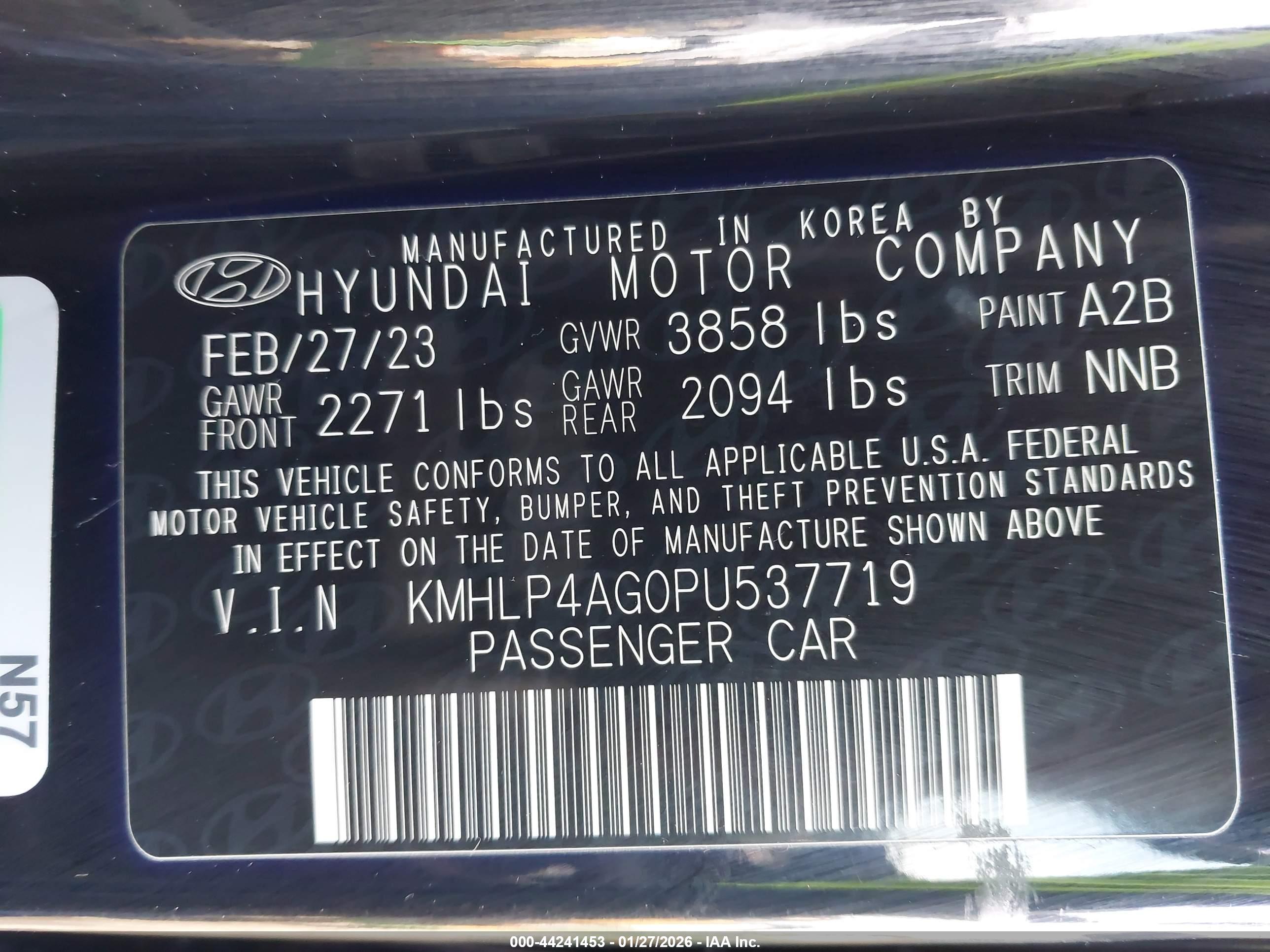 HYUNDAI ELANTRA image 9