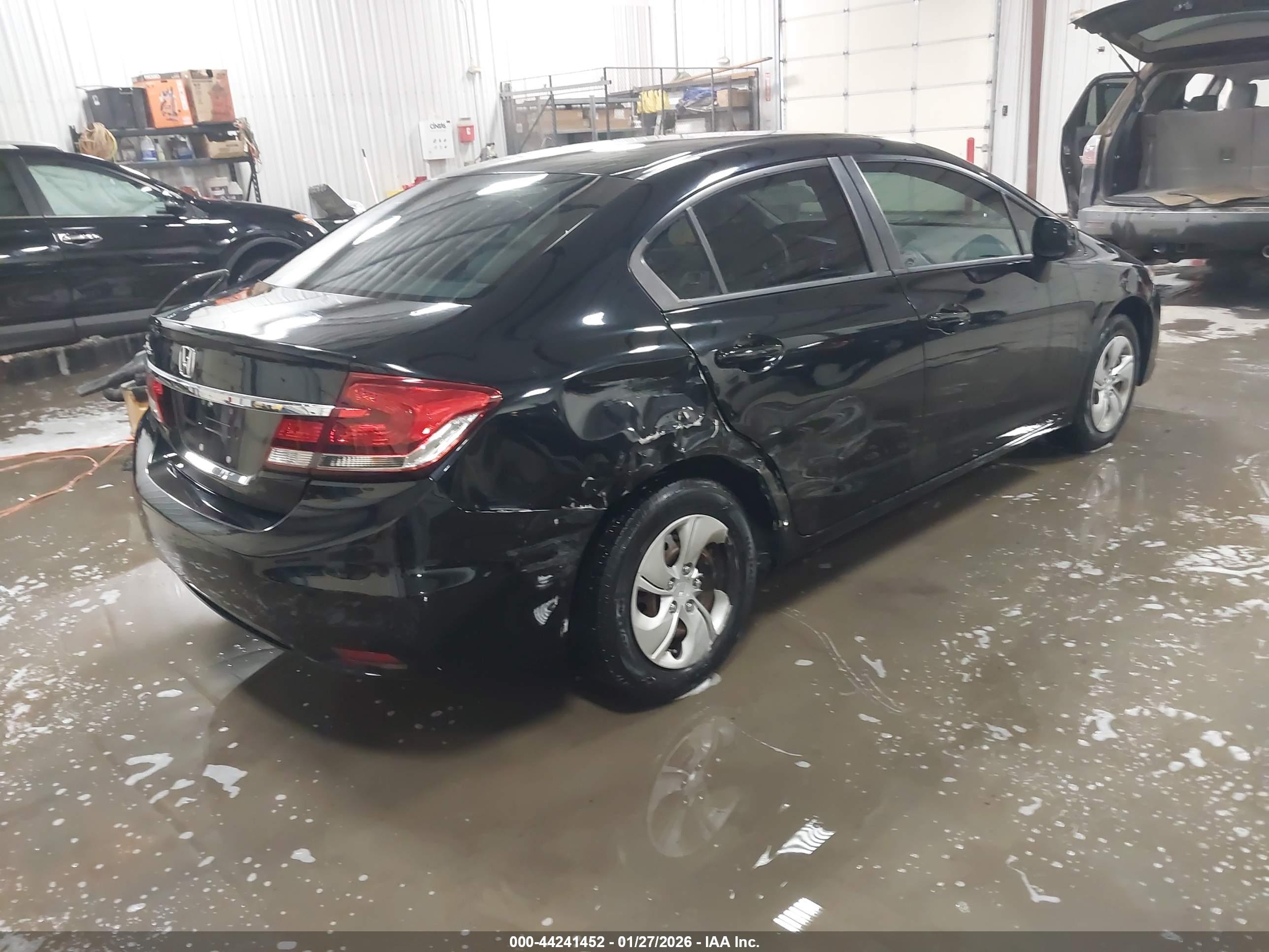 HONDA CIVIC image 4