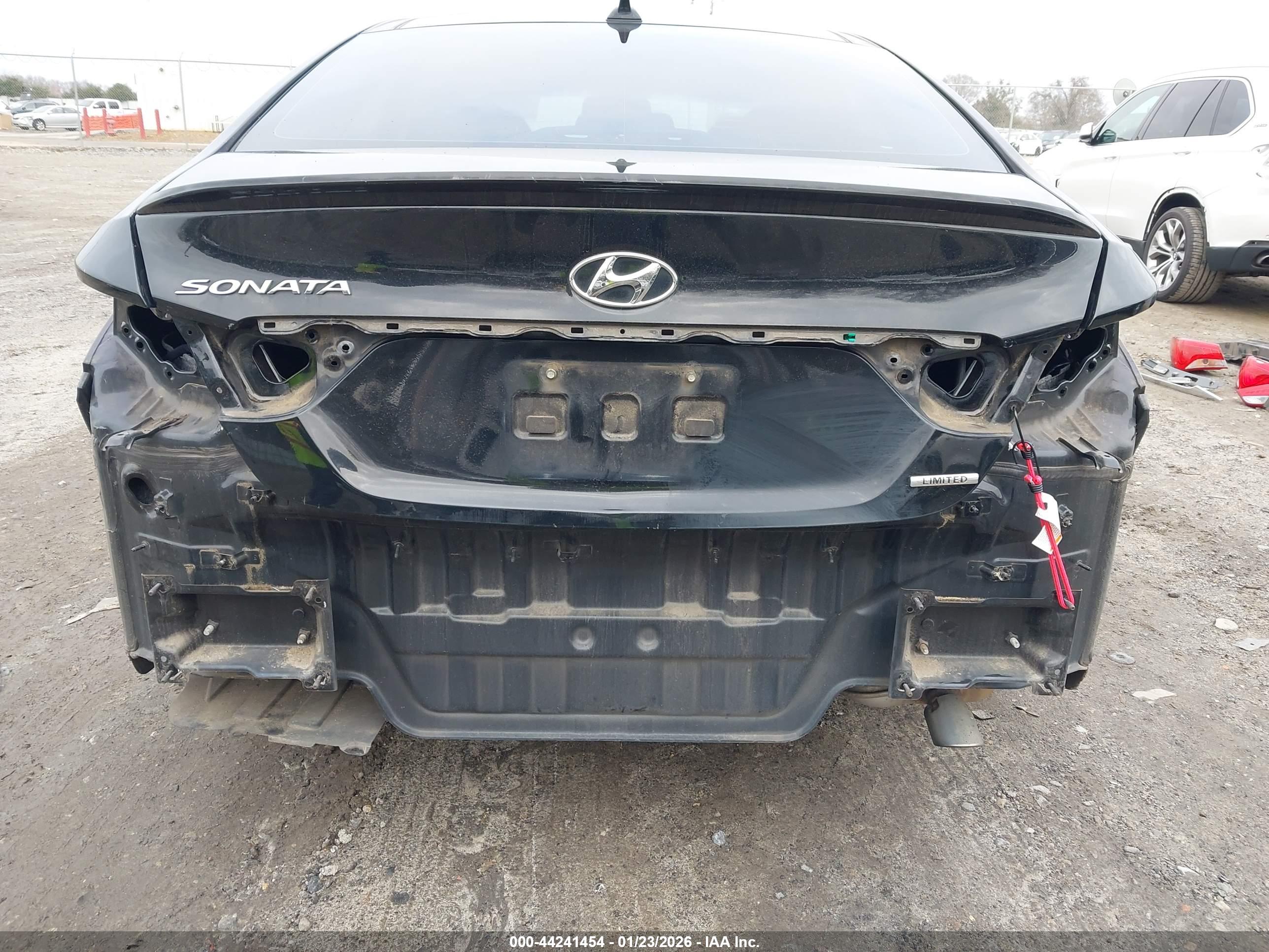 HYUNDAI SONATA image 6