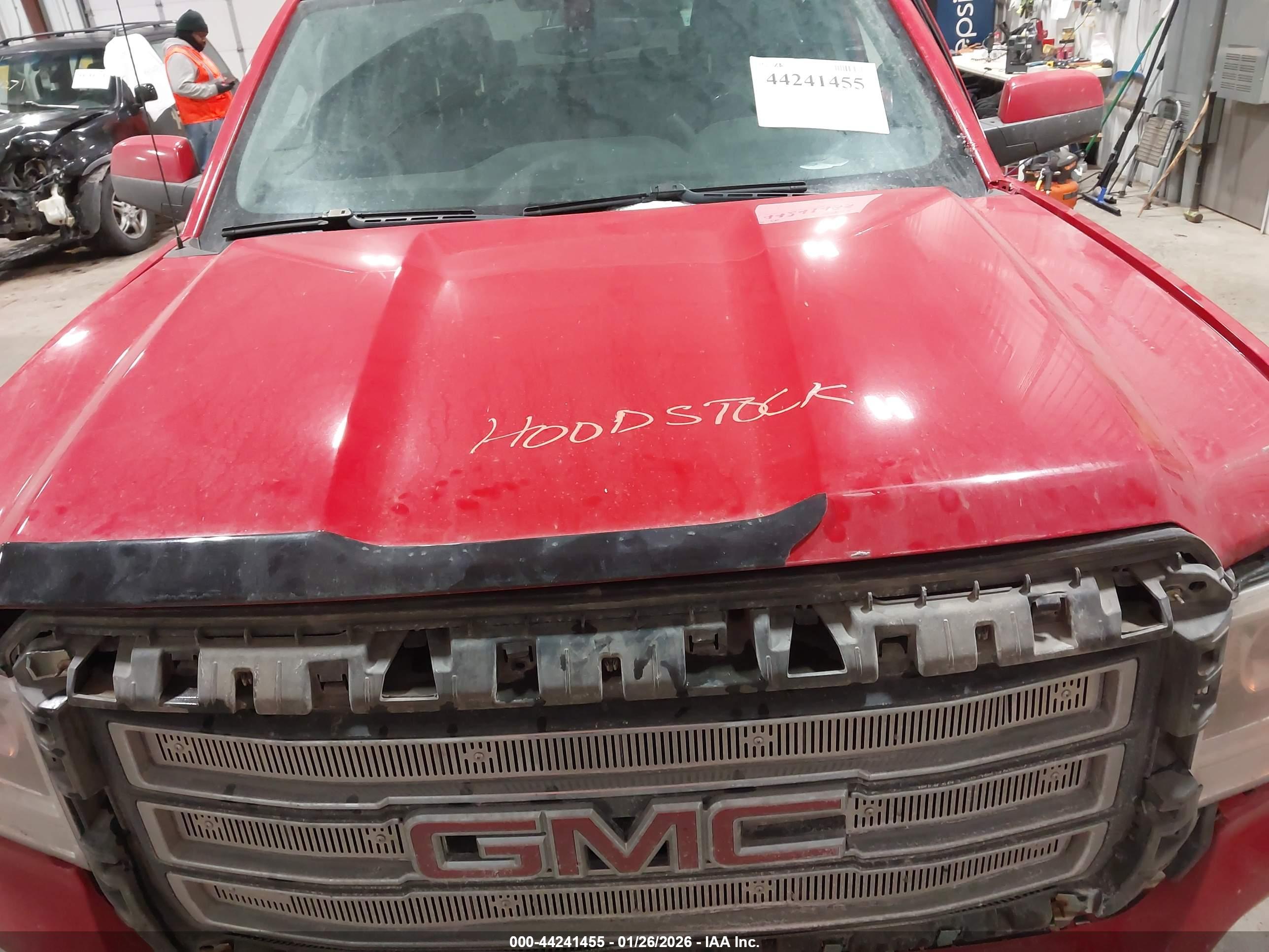 GMC SIERRA image 10