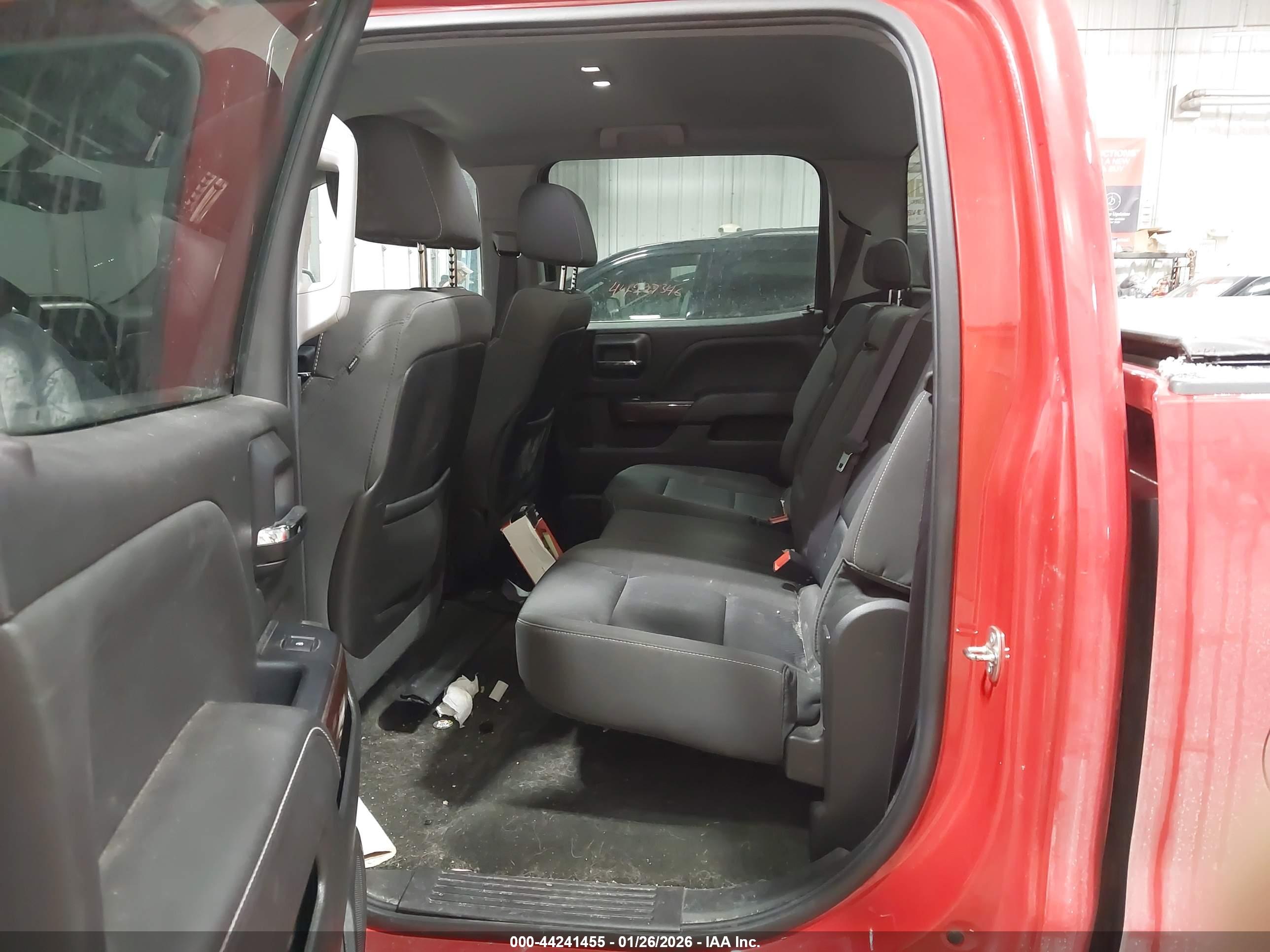 GMC SIERRA image 8