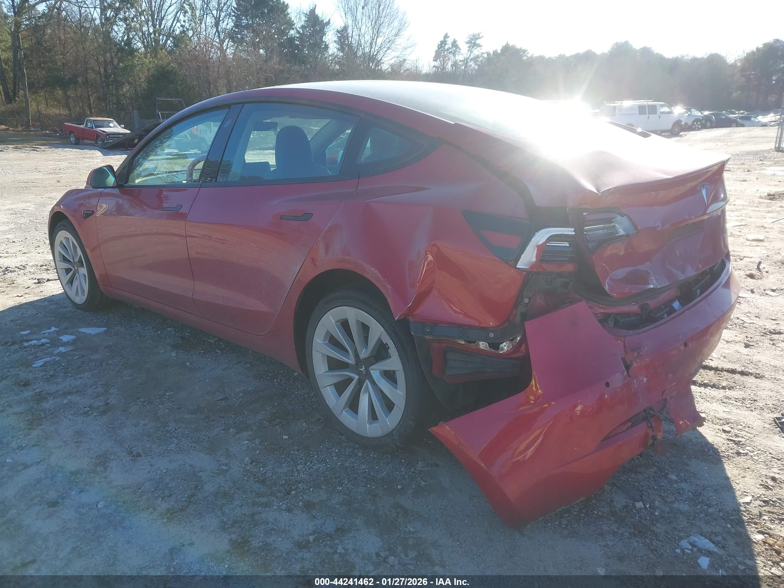 TESLA MODEL image 3