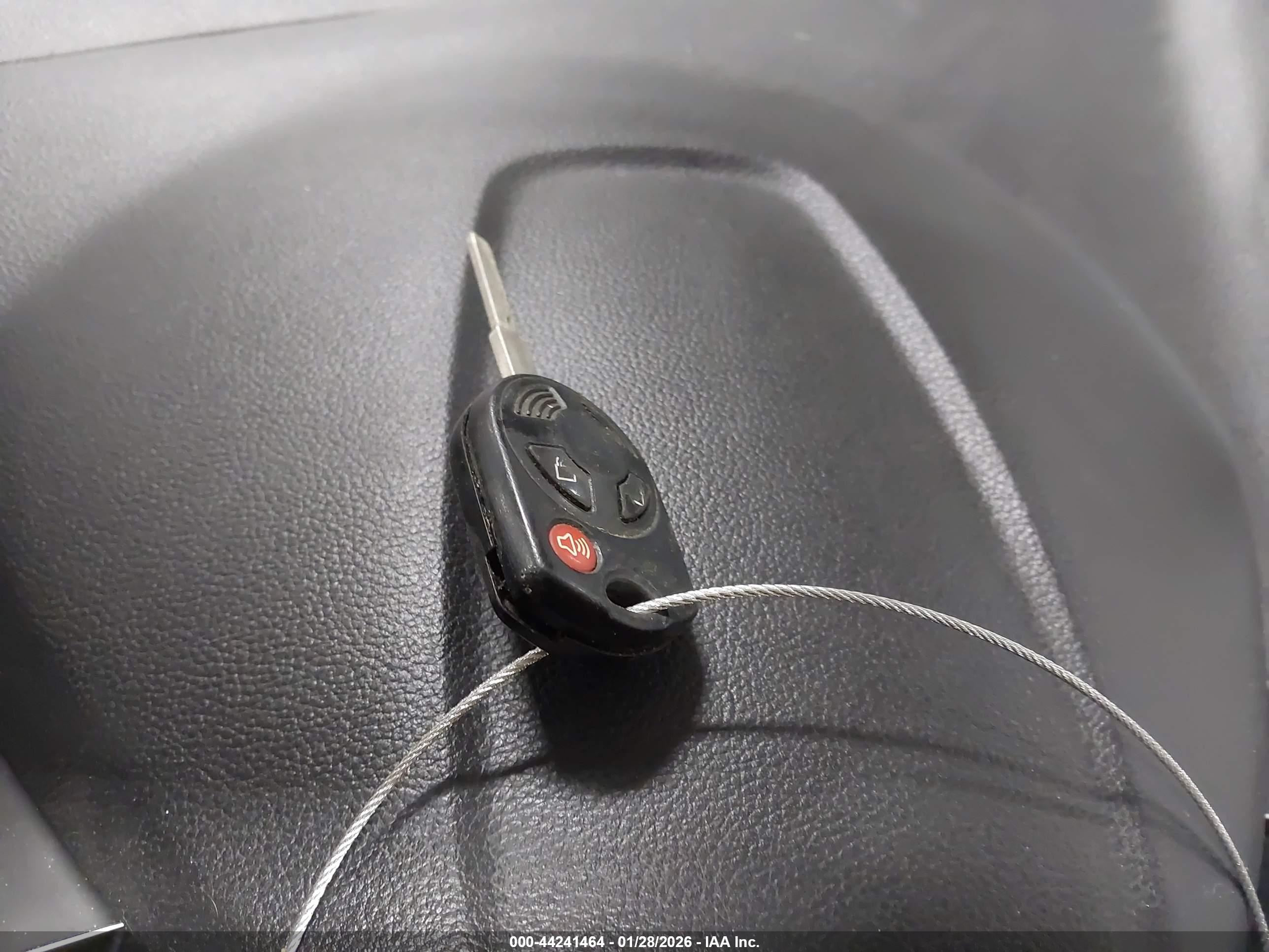 FORD ESCAPE image 11